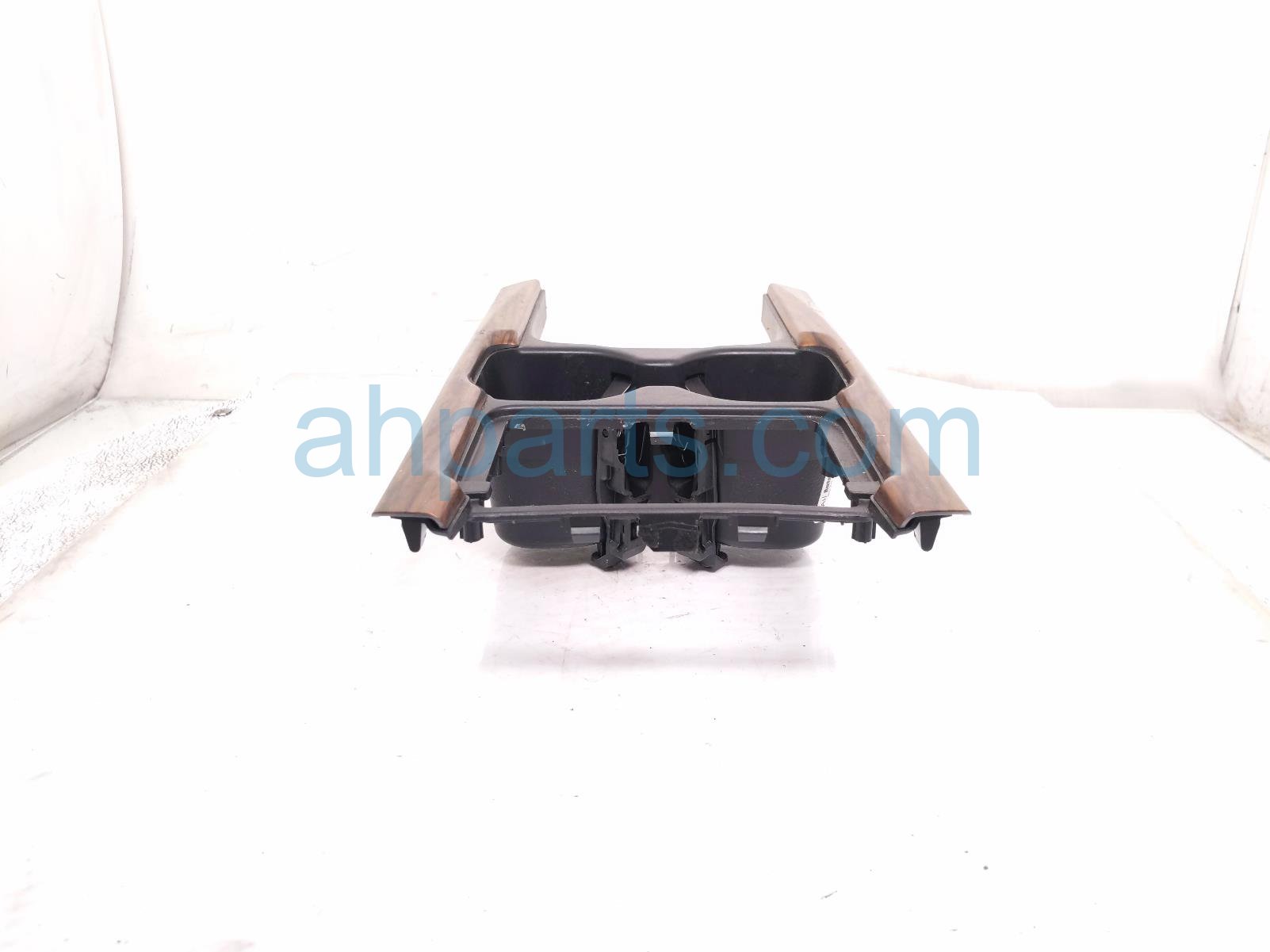 2020 Honda CR V Center Console Cup Holder Trim blk 83420 TLA A61ZA Replacement 2020 Honda CR V Center Console Cup Holder Trim blk 83420 TLA A61ZA Replacement thumbnail
