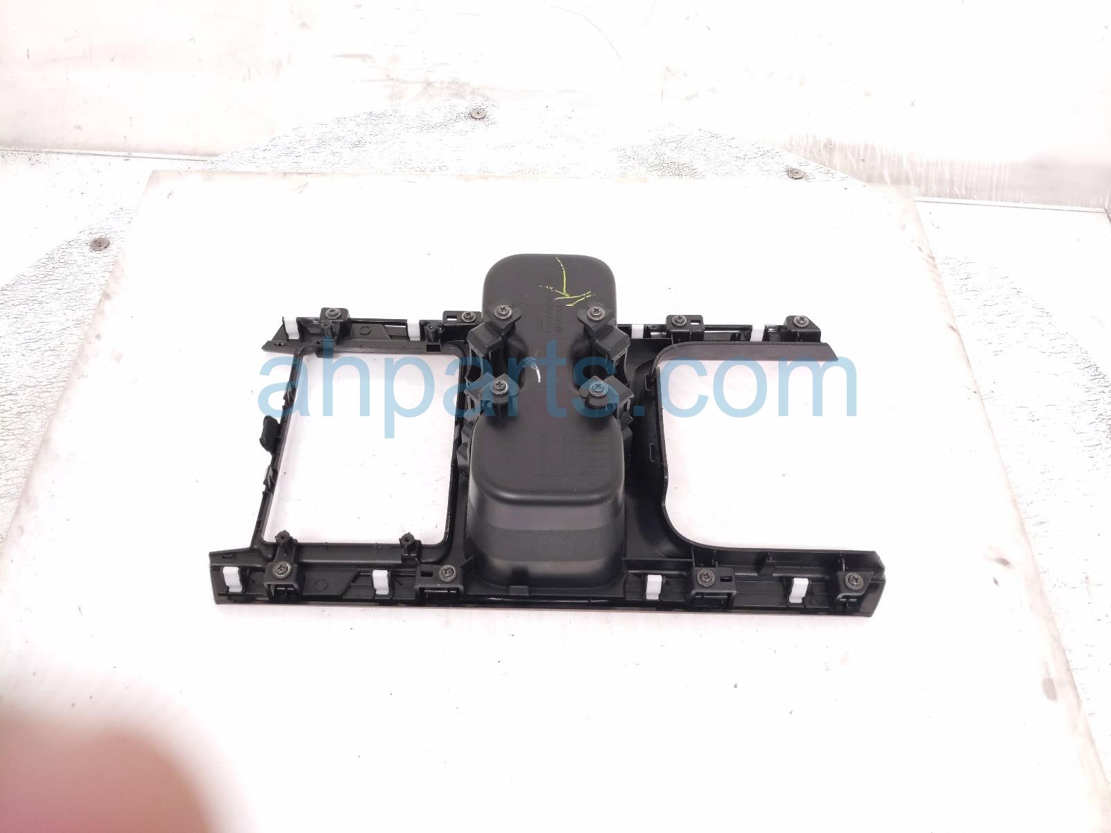 2020 Honda CR V Center Console Cup Holder Trim blk 83420 TLA A61ZA Replacement 2020 Honda CR V Center Console Cup Holder Trim blk 83420 TLA A61ZA Replacement thumbnail