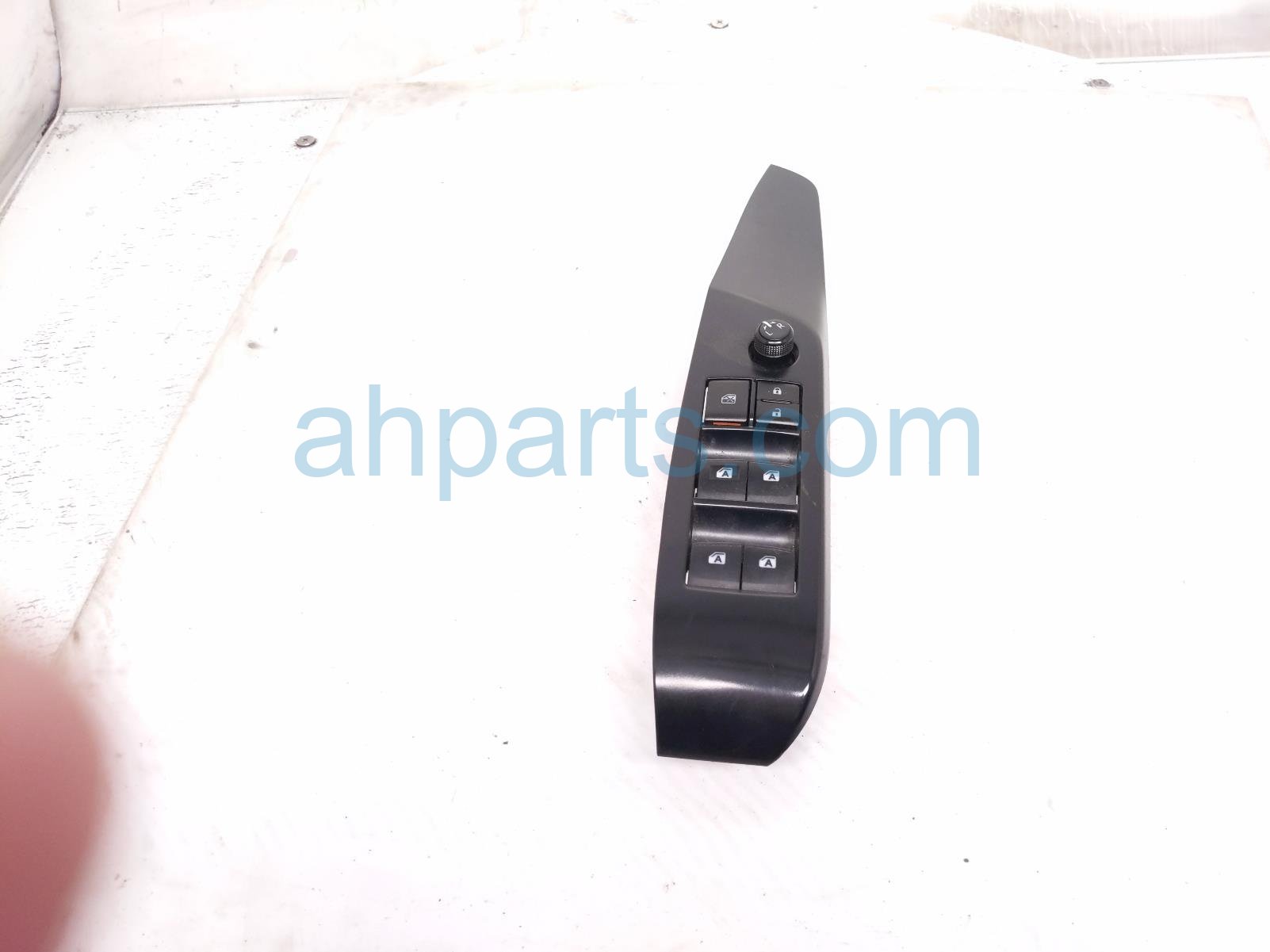 Toyota MASTER WINDOW CONTROL SWITCH LH