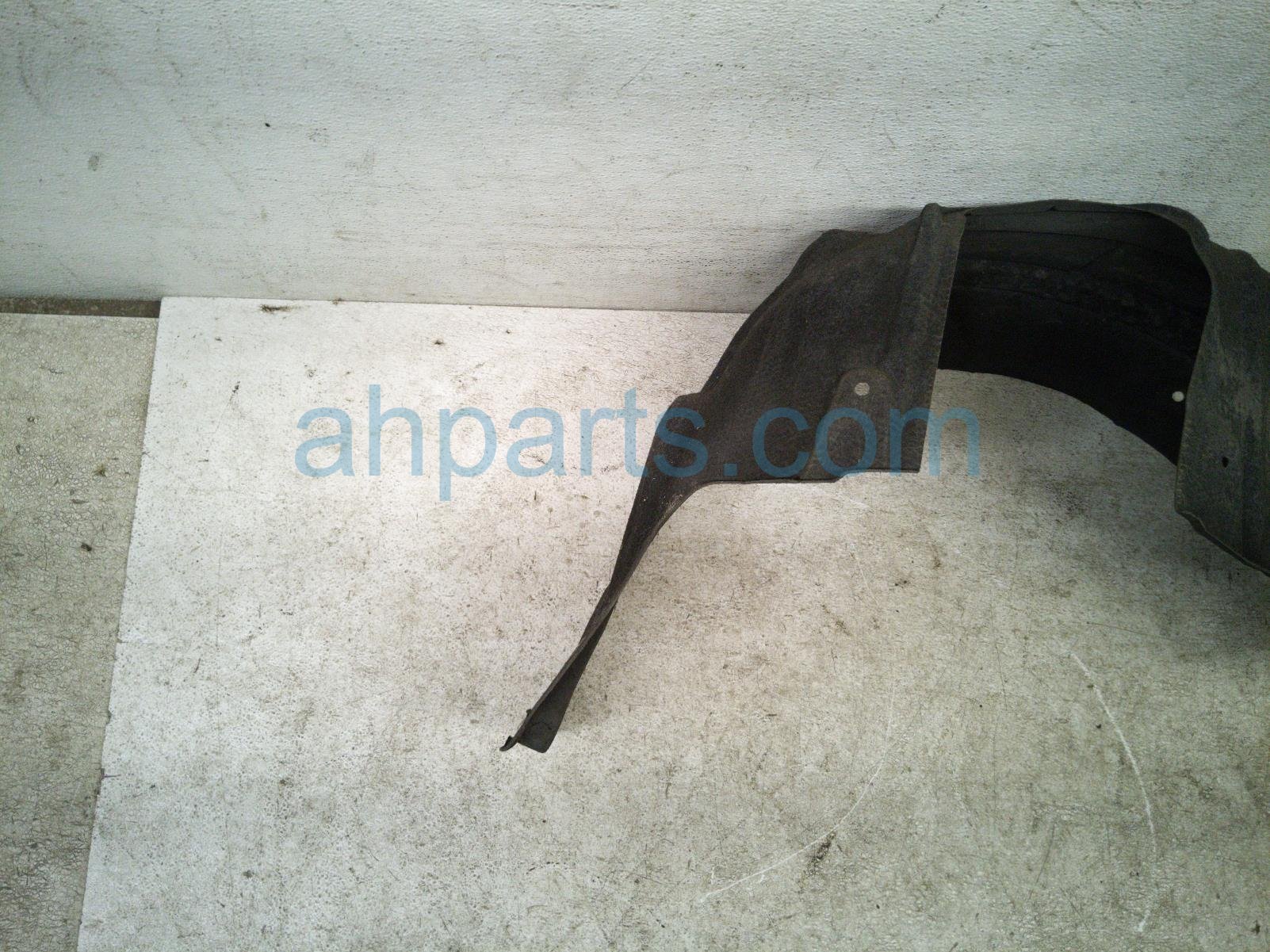 2022 Toyota Prius Rear Passenger Inner Fender Liner 65637 47060 Replacement 2022 Toyota Prius Rear Passenger Inner Fender Liner 65637 47060 Replacement thumbnail