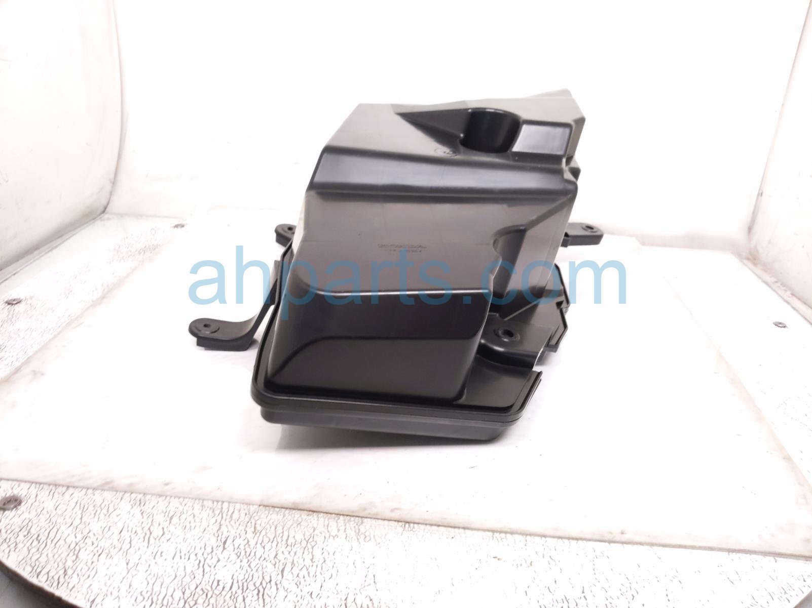 2020 Honda CR V Rear Passenger Subwoofer Speaker Assy 39140 TLA A01 Replacement 2020 Honda CR V Rear Passenger Subwoofer Speaker Assy 39140 TLA A01 Replacement thumbnail