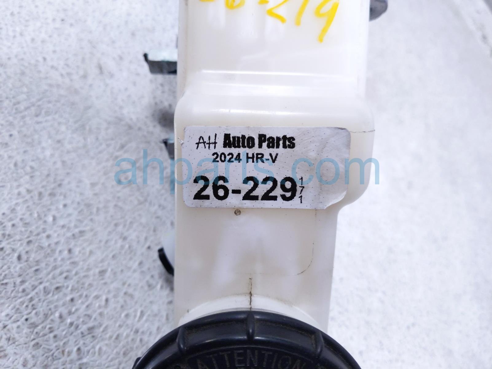2024 Honda HR V Brake Master Cylinder W/reservoir 46101 3W0 A01 Replacement 2024 Honda HR V Brake Master Cylinder W/reservoir 46101 3W0 A01 Replacement thumbnail