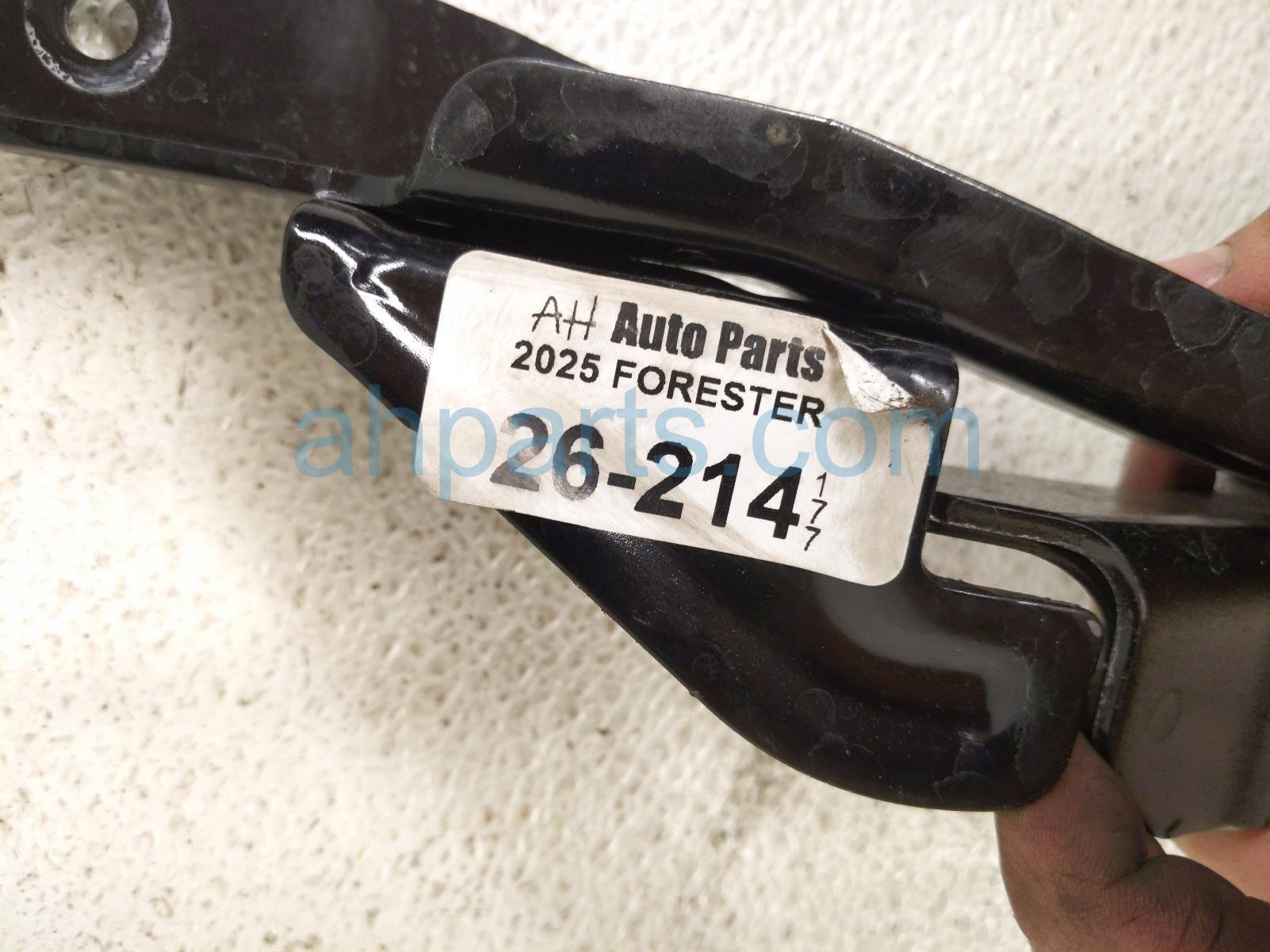 2025 Subaru Forester Passenger Hood Hinge Black 57260SJ0009P Replacement 2025 Subaru Forester Passenger Hood Hinge Black 57260SJ0009P Replacement thumbnail