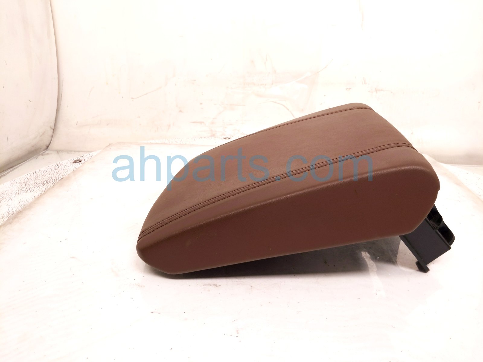 2023 Acura MDX Center Console Lid/armrest Brown 83404 TYA A15ZG Replacement 2023 Acura MDX Center Console Lid/armrest Brown 83404 TYA A15ZG Replacement thumbnail