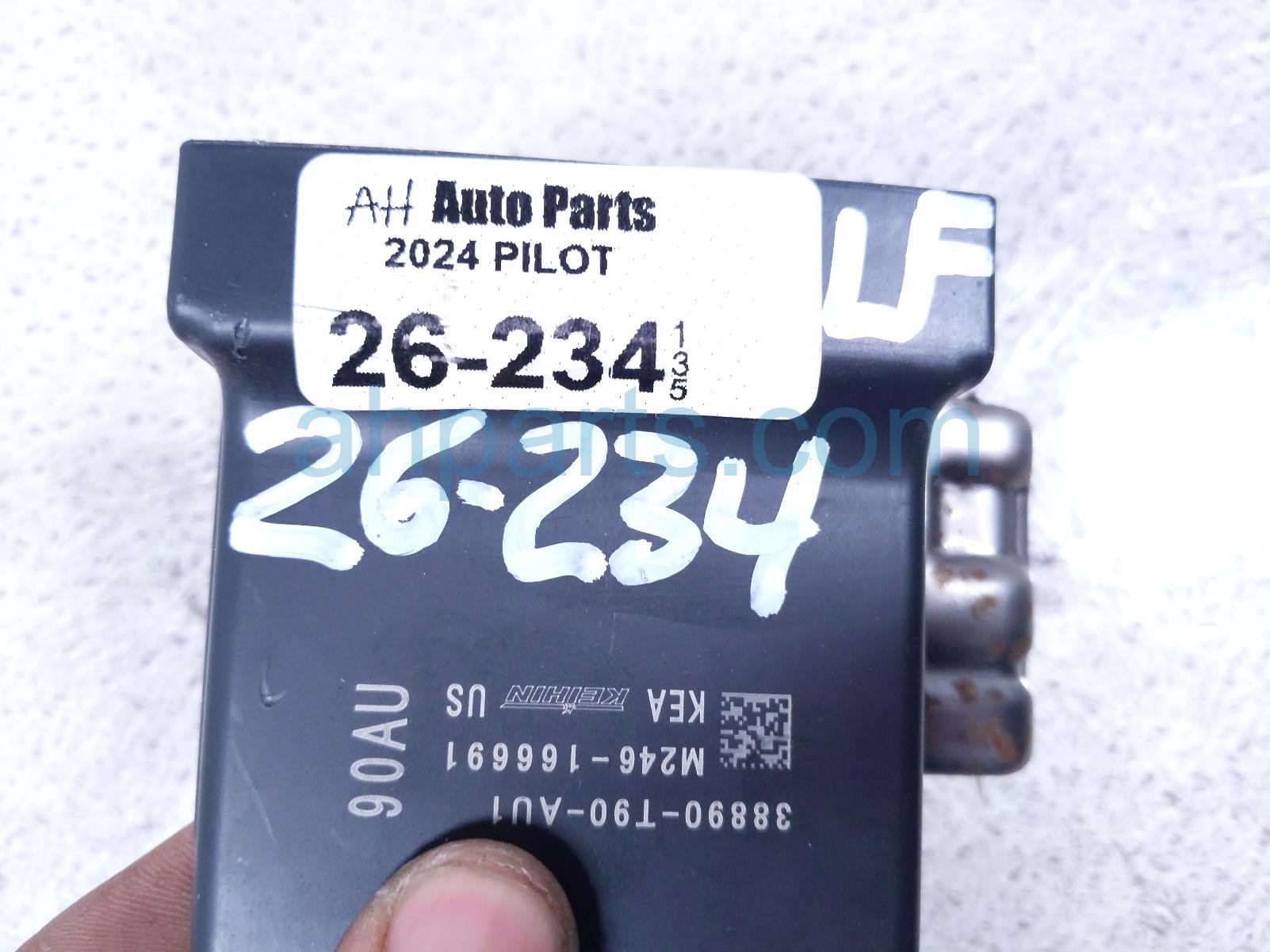 2024 Honda Pilot Can Gateway Control Module 38890 T90 AU1 Replacement 2024 Honda Pilot Can Gateway Control Module 38890 T90 AU1 Replacement thumbnail