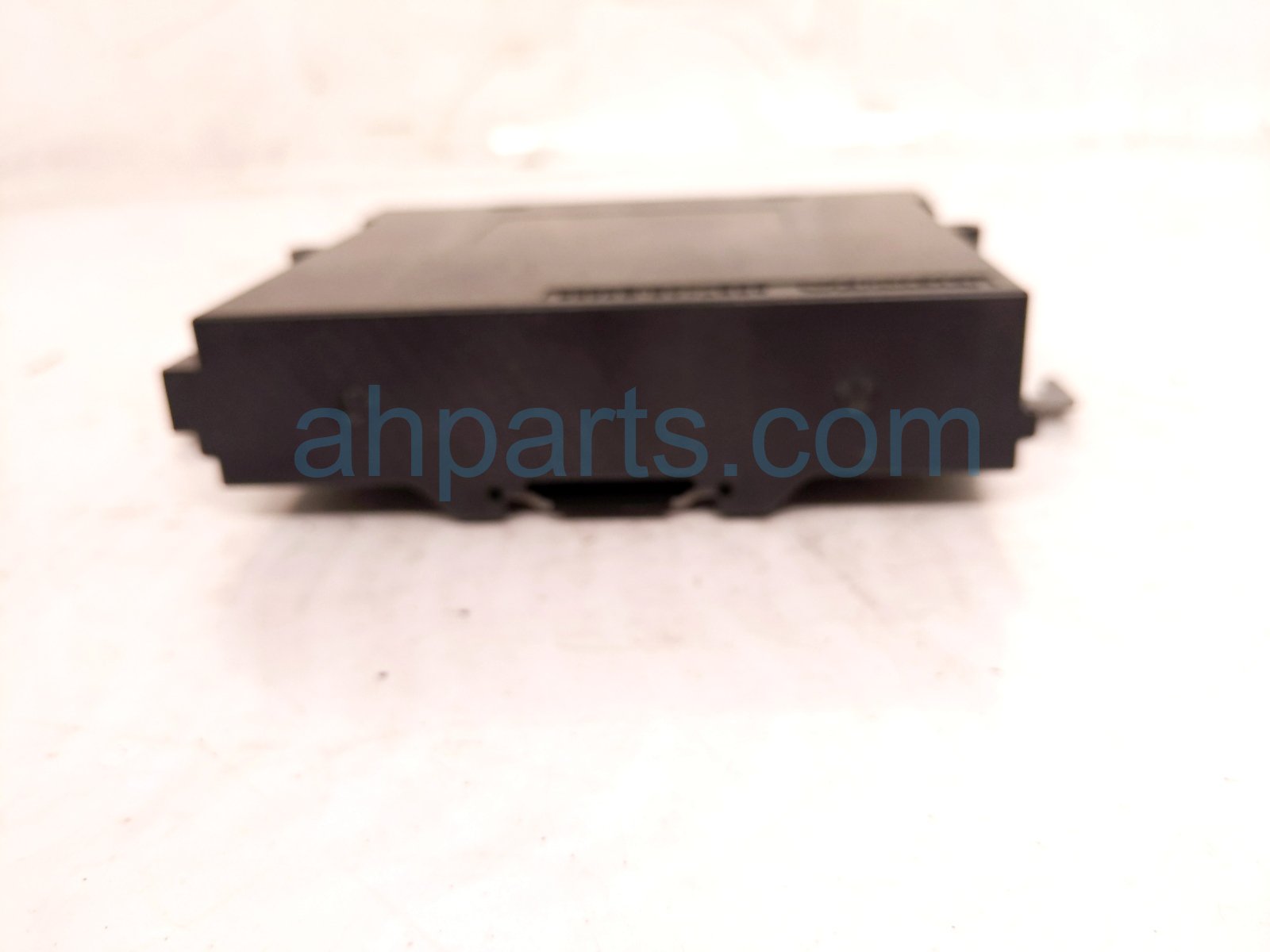 2023 Acura MDX Telematics Control Unit 39870 TYA A02 Replacement 2023 Acura MDX Telematics Control Unit 39870 TYA A02 Replacement thumbnail