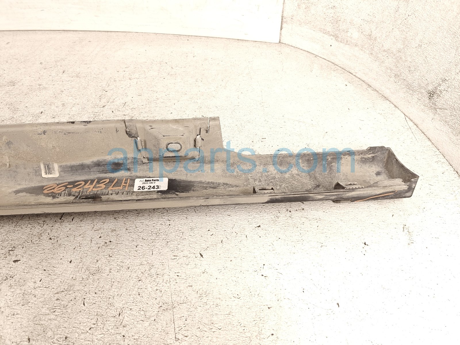 2023 Honda HR V Rocker Trim Driver Side Skirt / Molding Black 71850 3W0 A00 Replacement 2023 Honda HR V Rocker Trim Driver Side Skirt / Molding Black 71850 3W0 A00 Replacement thumbnail