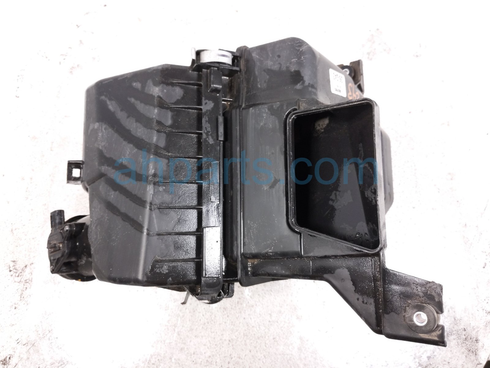 Honda AIR CLEANER INTAKE BOX