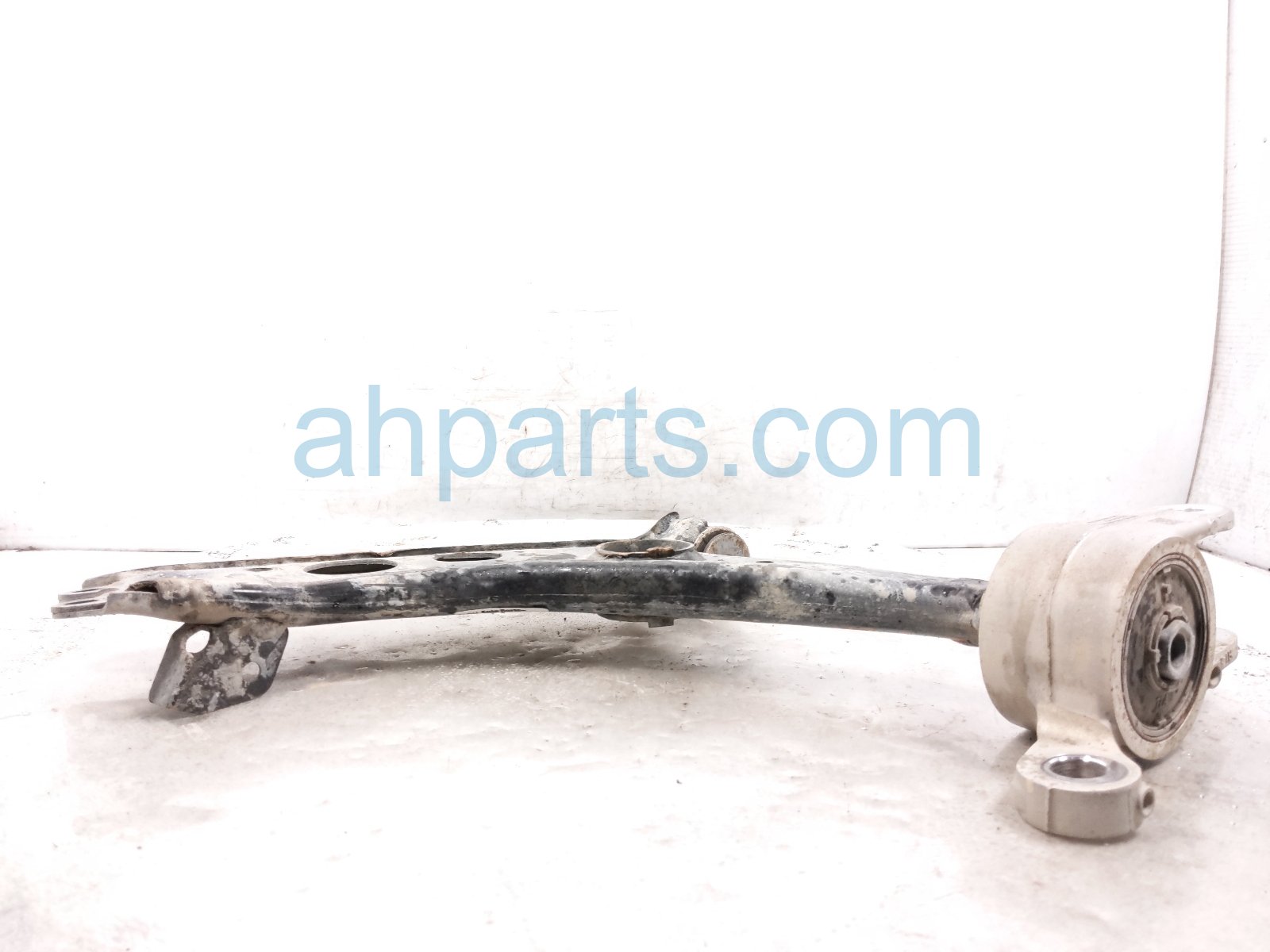 2023 Honda HR V Front Passenger Lower Control Arm 51350 3W0 A00 Replacement 2023 Honda HR V Front Passenger Lower Control Arm 51350 3W0 A00 Replacement thumbnail