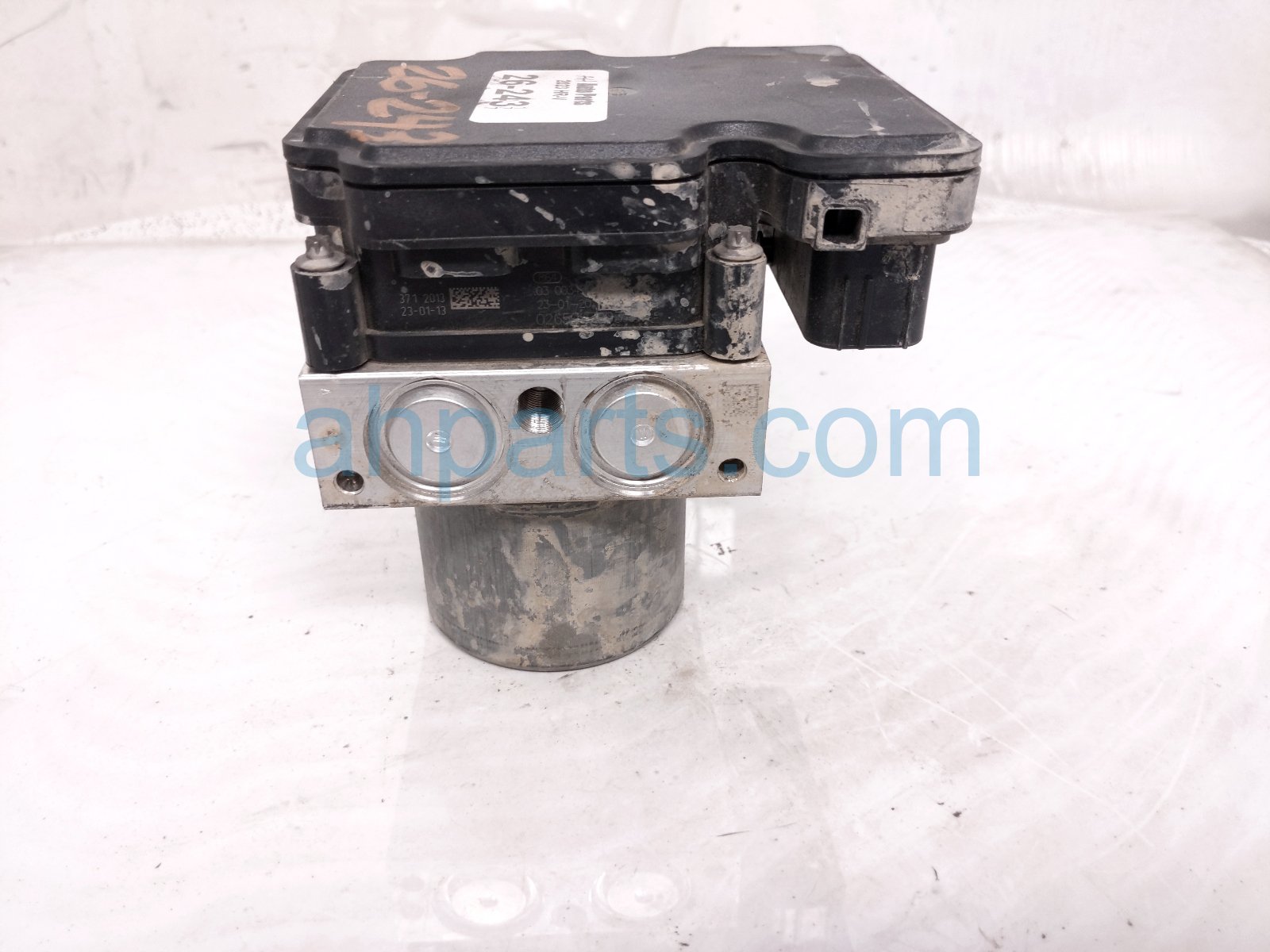 2023 Honda HR V (anti Lock Brake) Abs/vsa Pump Modulator 57100 3W0 A13 Replacement 2023 Honda HR V (anti Lock Brake) Abs/vsa Pump Modulator 57100 3W0 A13 Replacement thumbnail