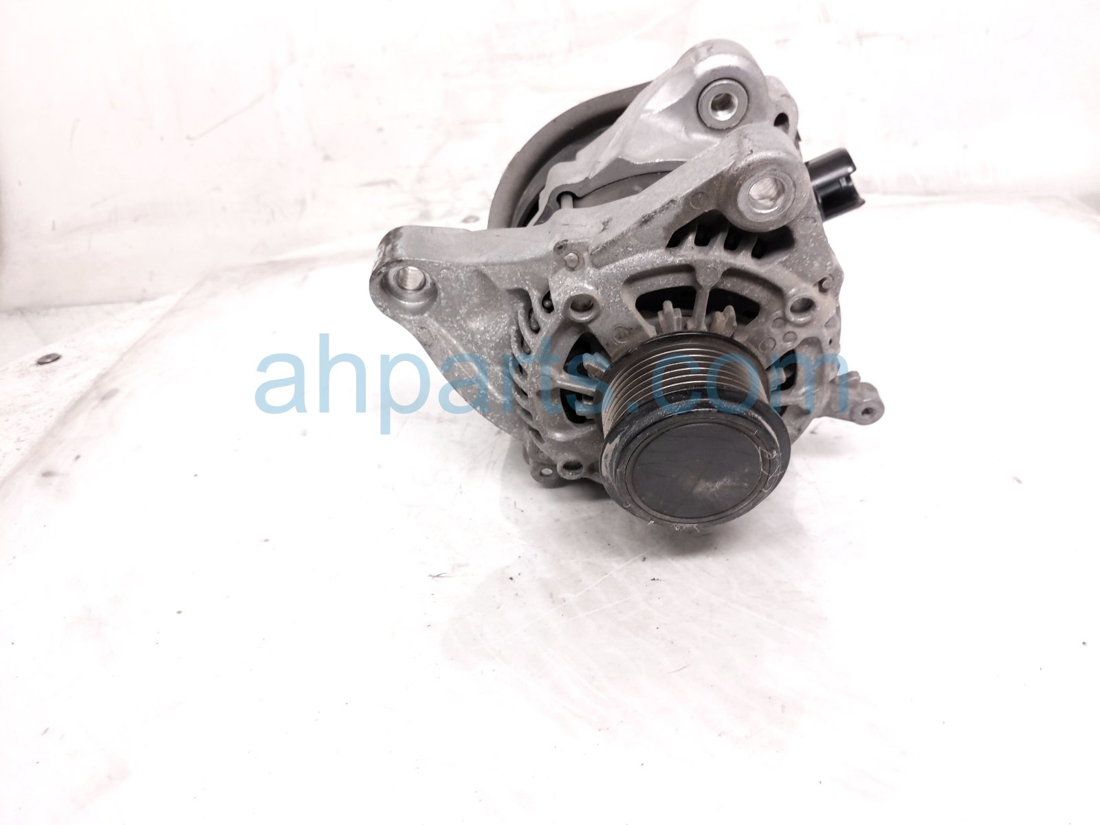 2023 Honda HR V Alternator / Generator 31100 5BA A01 Replacement 2023 Honda HR V Alternator / Generator 31100 5BA A01 Replacement thumbnail