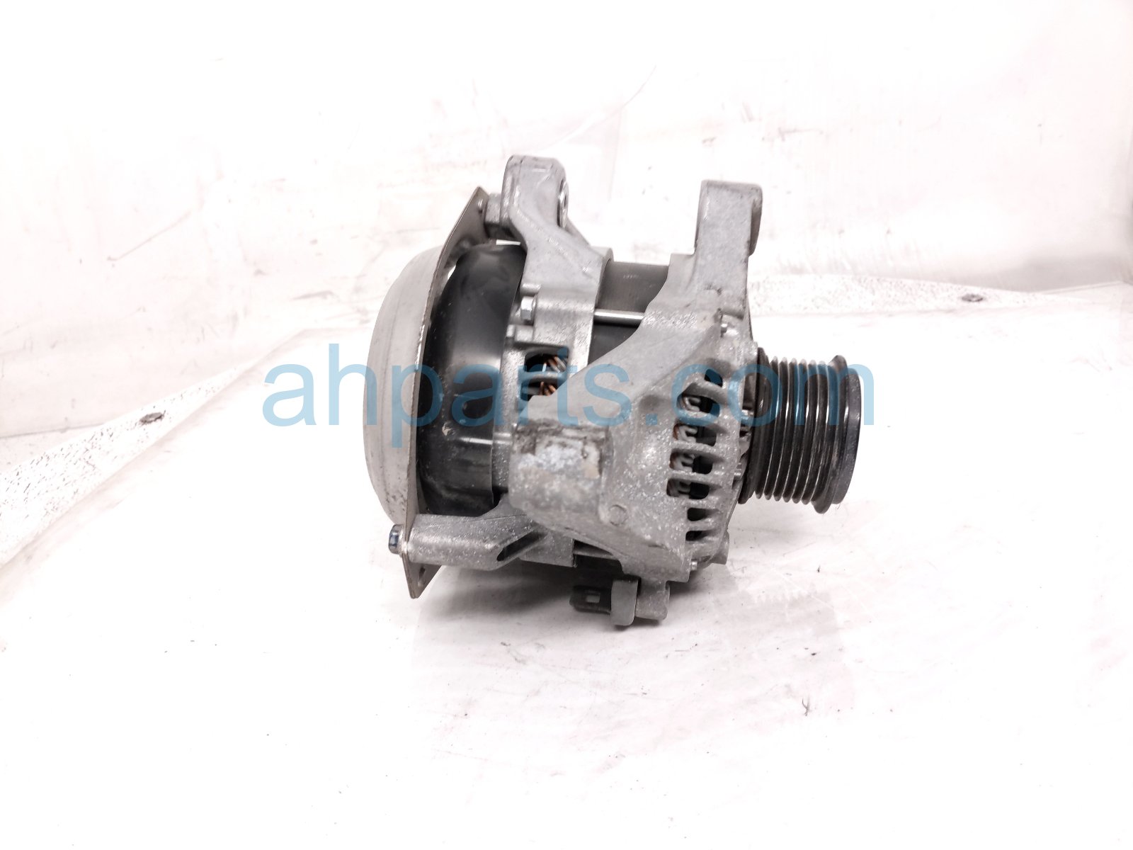 2023 Honda HR V Alternator / Generator 31100 5BA A01 Replacement 2023 Honda HR V Alternator / Generator 31100 5BA A01 Replacement thumbnail