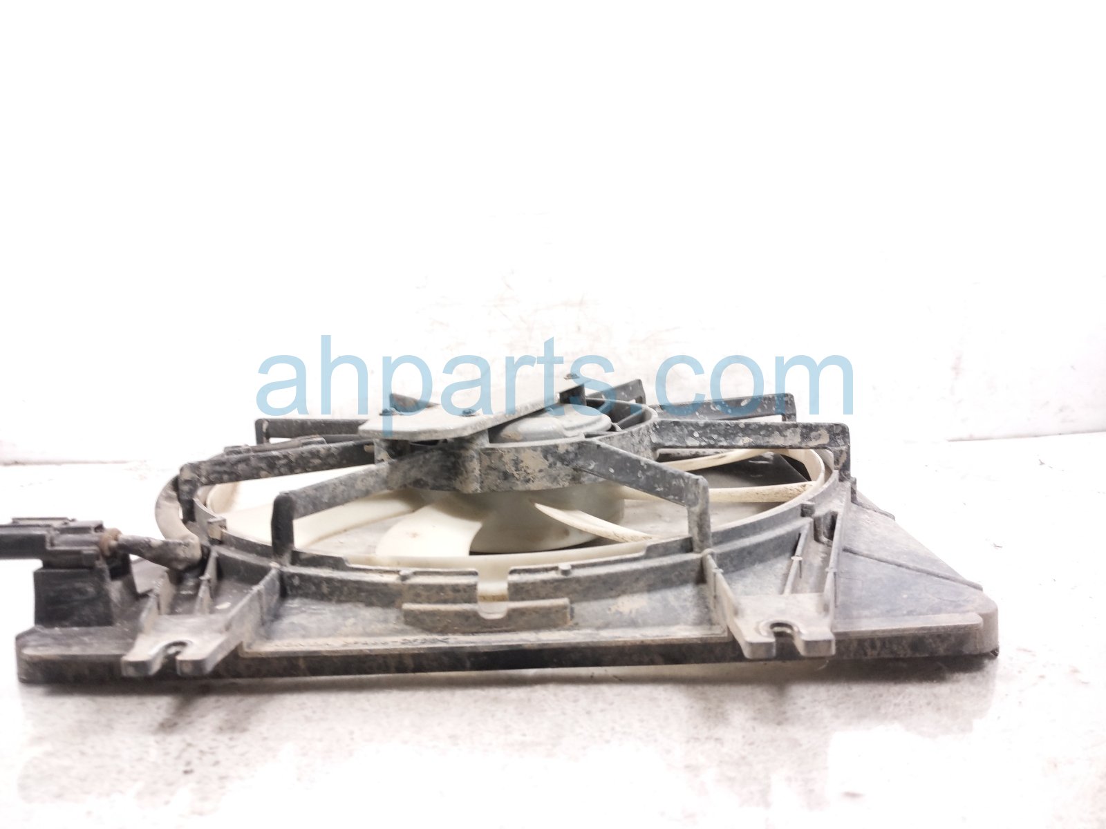 2023 Honda HR V Cooling Ac Condenser Fan Assembly 38615 6CT A01 Replacement 2023 Honda HR V Cooling Ac Condenser Fan Assembly 38615 6CT A01 Replacement thumbnail