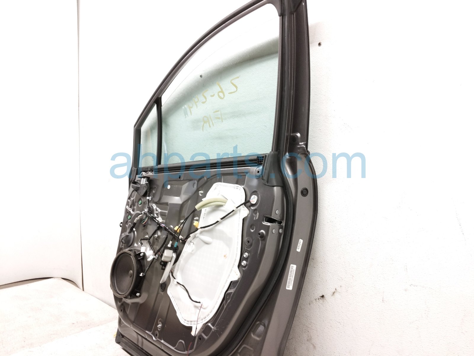 2022 Toyota Sienna Front Passenger Door Grey No Mirror/trim 67001 08080 Replacement 2022 Toyota Sienna Front Passenger Door Grey No Mirror/trim 67001 08080 Replacement thumbnail