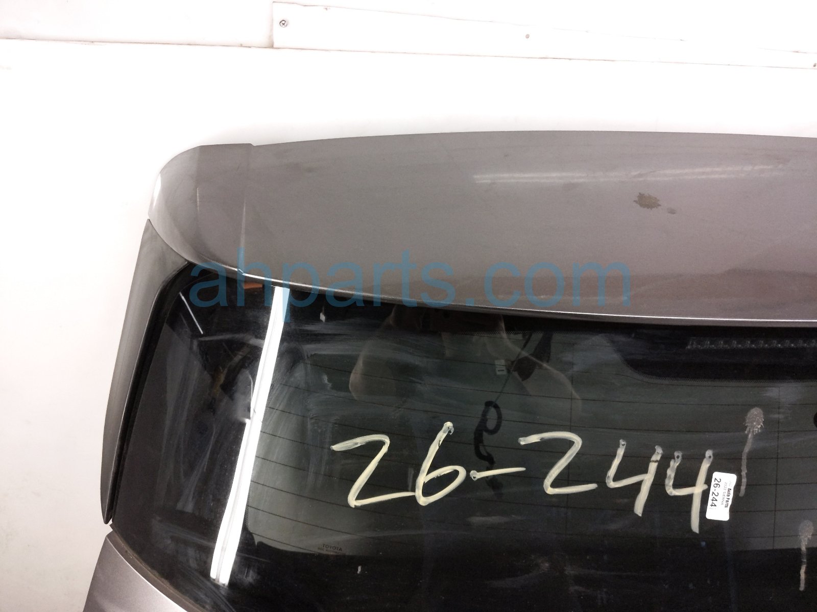 2022 Toyota Sienna Deck Trunk Lid Lift Gate / Tail Gate Grey 67005 08170 Replacement 2022 Toyota Sienna Deck Trunk Lid Lift Gate / Tail Gate Grey 67005 08170 Replacement thumbnail