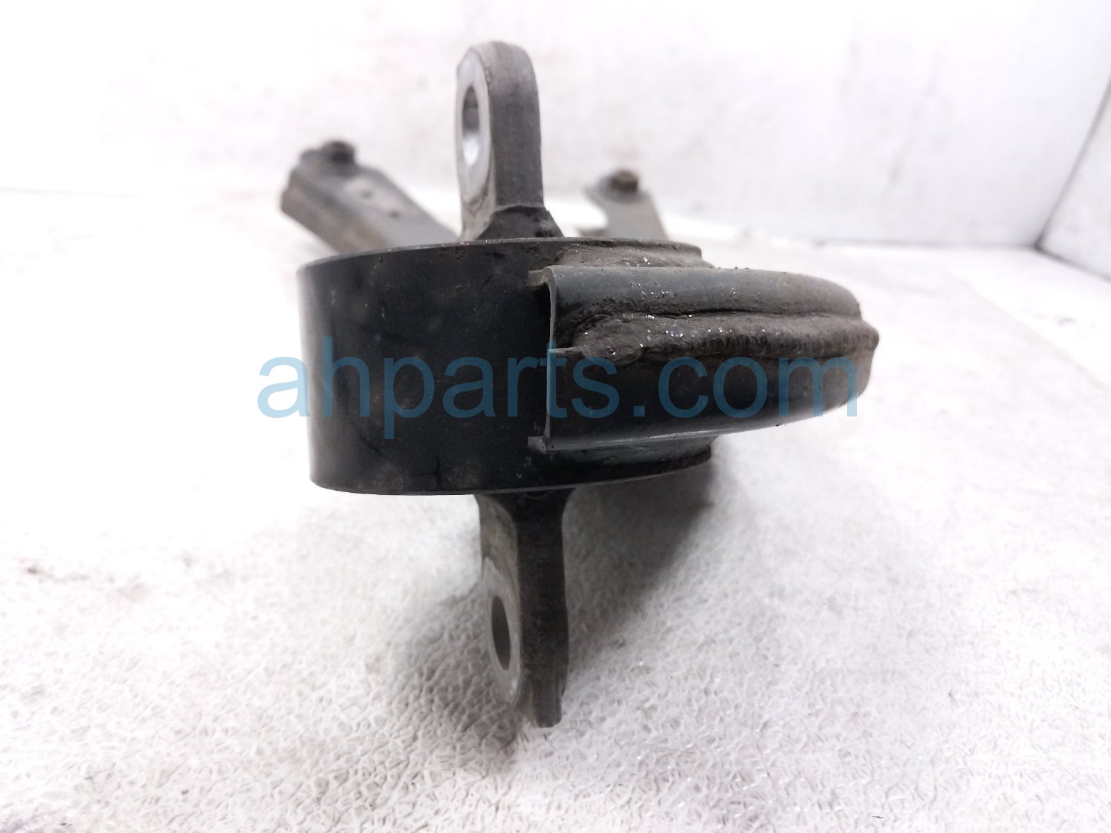 2022 Toyota Sienna Rear Driver Trailing Lower Control Arm 48780 08010 Replacement 2022 Toyota Sienna Rear Driver Trailing Lower Control Arm 48780 08010 Replacement thumbnail