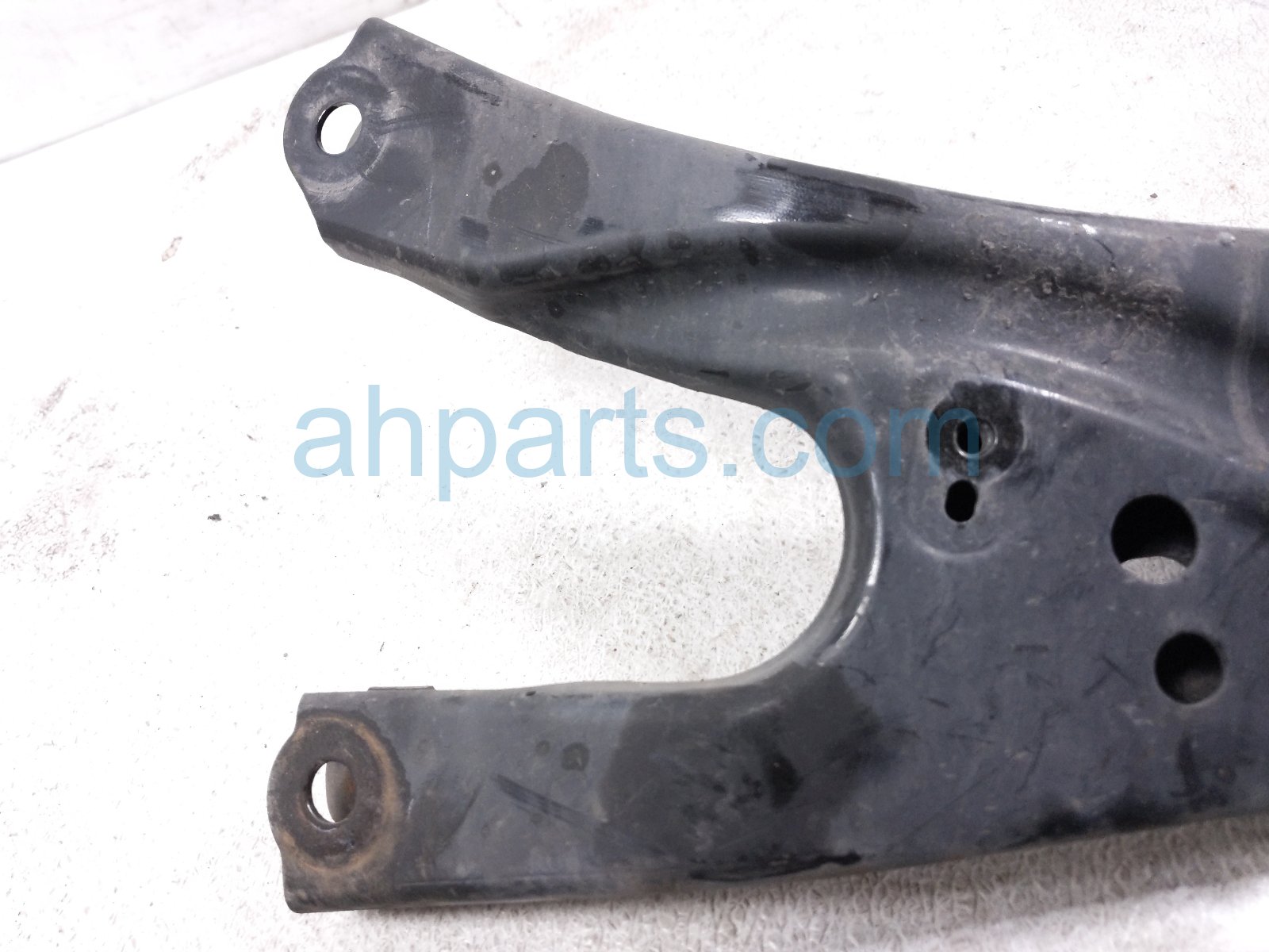 2022 Toyota Sienna Rear Driver Trailing Lower Control Arm 48780 08010 Replacement 2022 Toyota Sienna Rear Driver Trailing Lower Control Arm 48780 08010 Replacement thumbnail