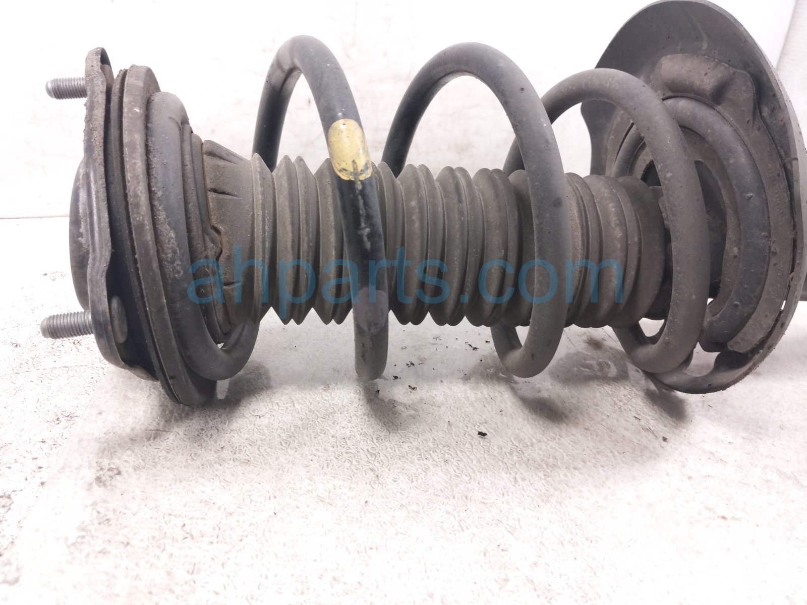 2022 Toyota Sienna Front Driver Strut Absorber + Spring 48520 08110 Replacement 2022 Toyota Sienna Front Driver Strut Absorber + Spring 48520 08110 Replacement thumbnail