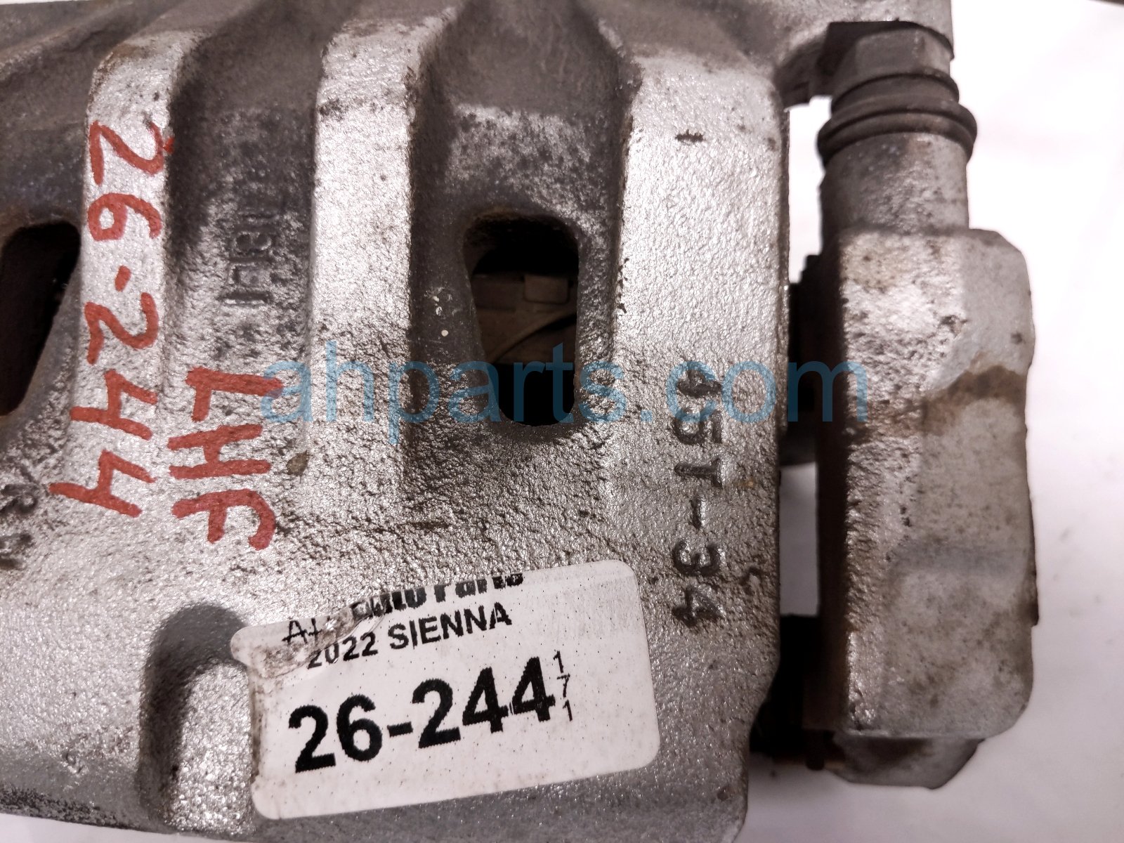2022 Toyota Sienna Front Driver Brake Caliper 47750 08050 Replacement 2022 Toyota Sienna Front Driver Brake Caliper 47750 08050 Replacement thumbnail