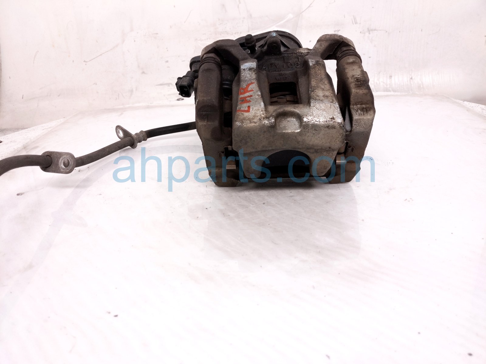 2022 Toyota Sienna Rear Driver Brake Caliper 47850 08020 Replacement 2022 Toyota Sienna Rear Driver Brake Caliper 47850 08020 Replacement thumbnail
