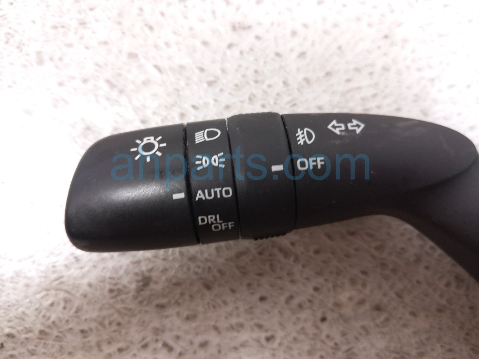 2022 Toyota Sienna Combo Headlamp / Signal Column Switch 84329 0R020 Replacement 2022 Toyota Sienna Combo Headlamp / Signal Column Switch 84329 0R020 Replacement thumbnail