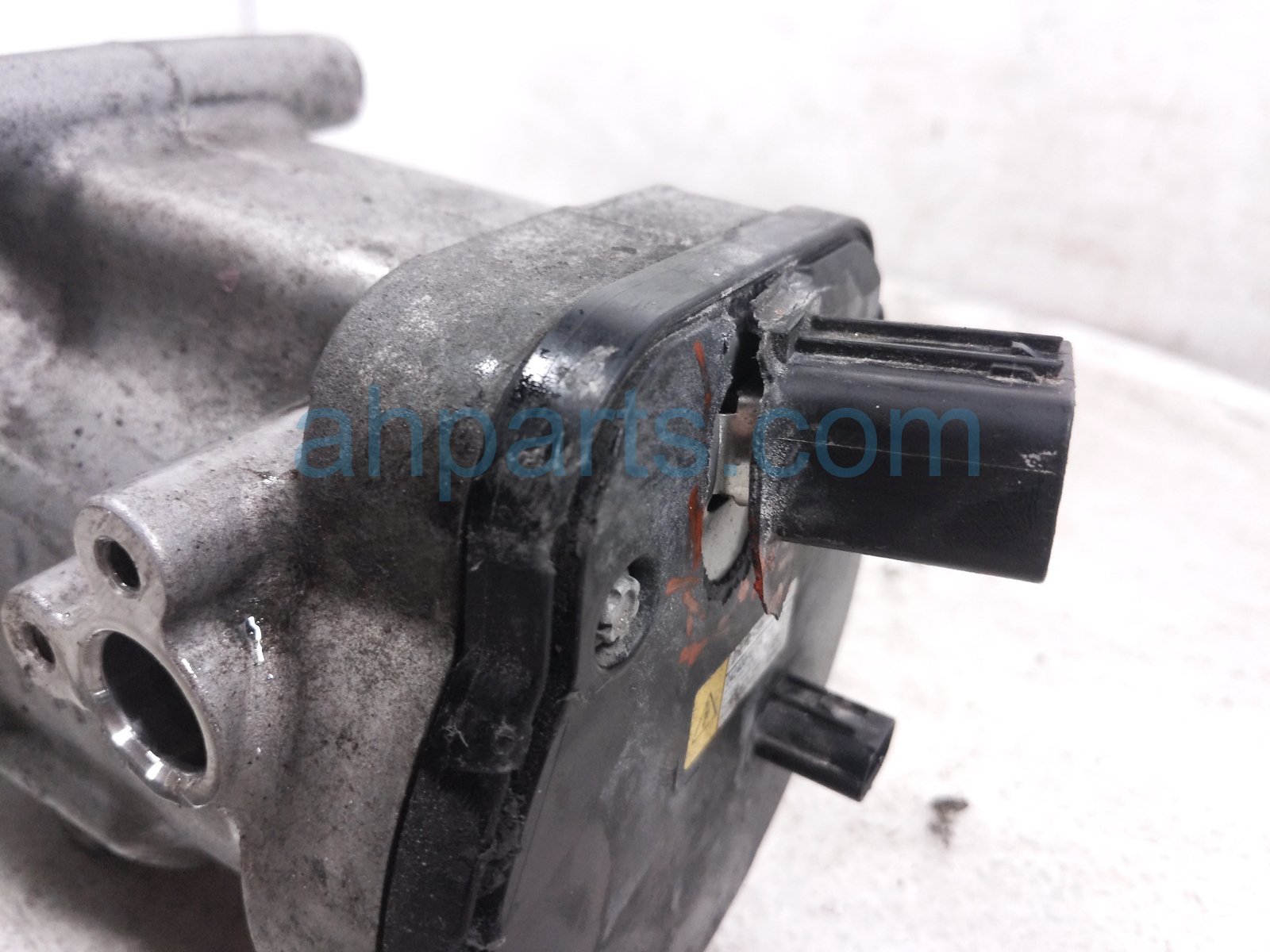 2022 Toyota Sienna Air + Clutch Ac Pump / Compressor 88370 48170 Replacement 2022 Toyota Sienna Air + Clutch Ac Pump / Compressor 88370 48170 Replacement thumbnail