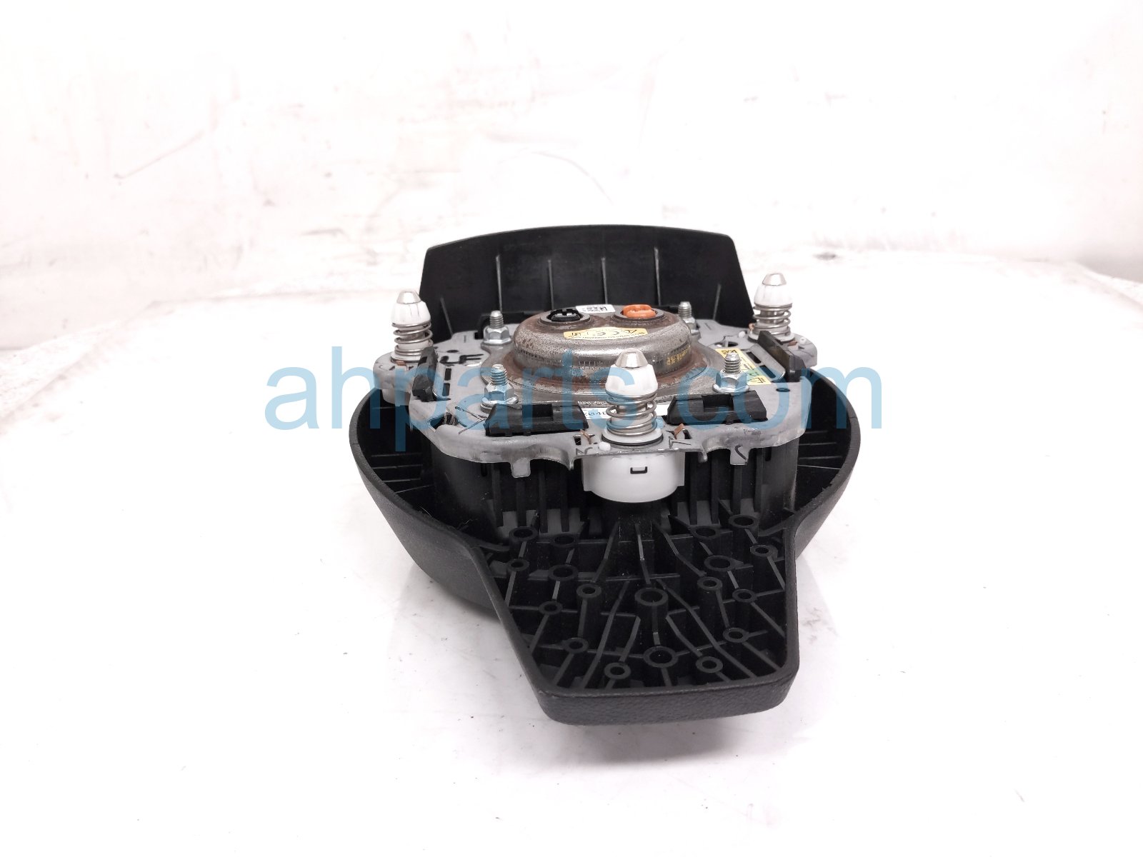2024 Subaru Legacy Driver Wheel Airbag 98211AN00AVH Replacement 2024 Subaru Legacy Driver Wheel Airbag 98211AN00AVH Replacement thumbnail