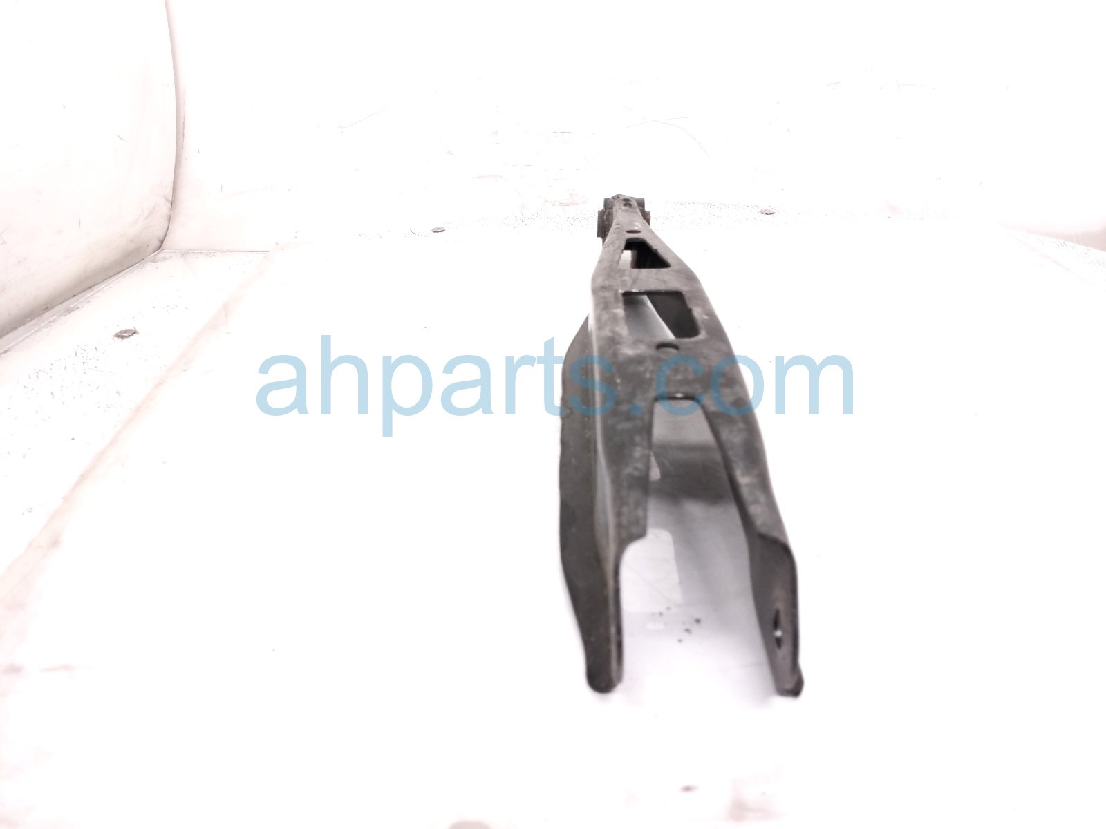 2024 Subaru Legacy Rear Driver Rearward Lower Control Arm 20250XC02A Replacement 2024 Subaru Legacy Rear Driver Rearward Lower Control Arm 20250XC02A Replacement thumbnail