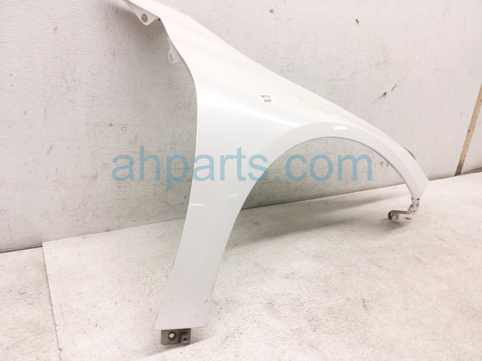 2019 Honda Accord Front Passenger Fender White 60210 TVA A00ZZ Replacement 2019 Honda Accord Front Passenger Fender White 60210 TVA A00ZZ Replacement thumbnail