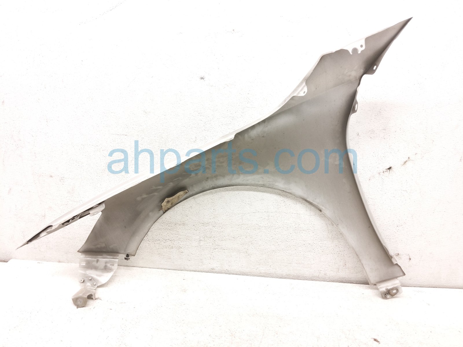 2019 Honda Accord Front Passenger Fender White 60210 TVA A00ZZ Replacement 2019 Honda Accord Front Passenger Fender White 60210 TVA A00ZZ Replacement thumbnail