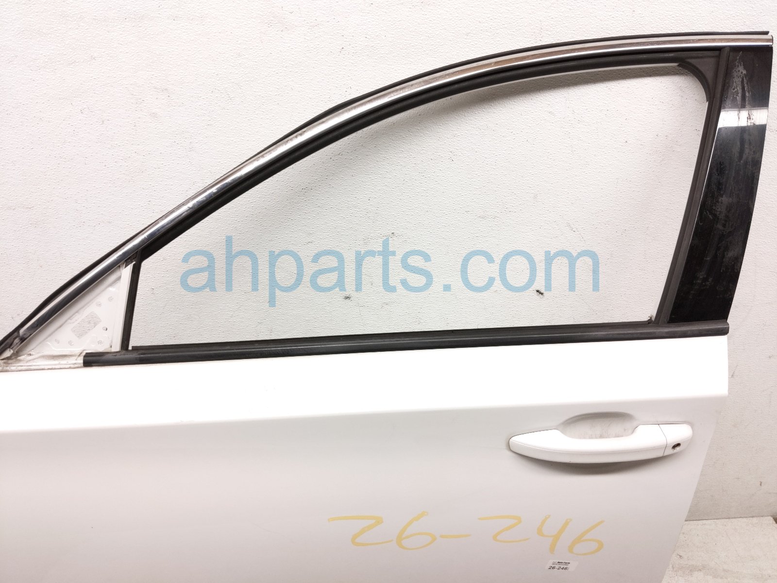 2019 Honda Accord Front Driver Door White No Mirror/trim 67050 TVA 315ZZ Replacement 2019 Honda Accord Front Driver Door White No Mirror/trim 67050 TVA 315ZZ Replacement thumbnail