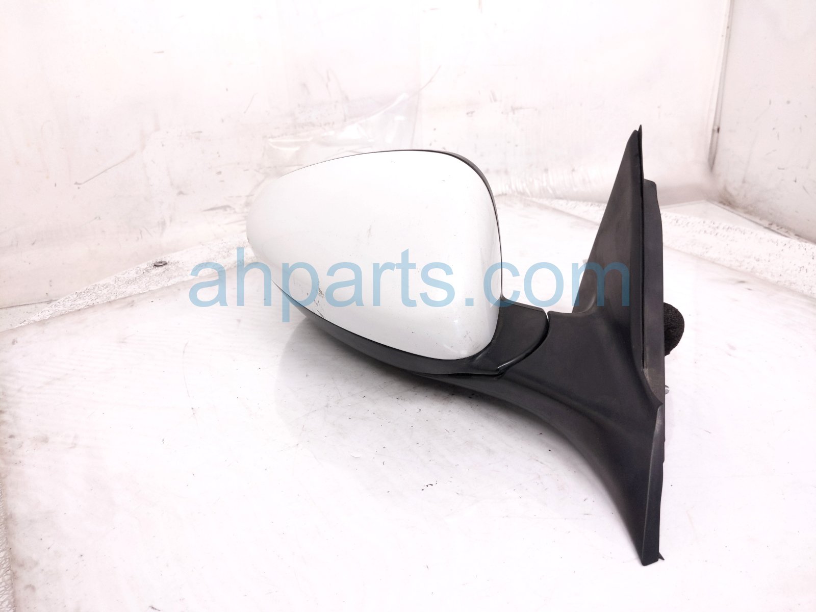 2019 Honda Accord Rear Passenger Side View Mirror White 76208 TVA A02 Replacement 2019 Honda Accord Rear Passenger Side View Mirror White 76208 TVA A02 Replacement thumbnail