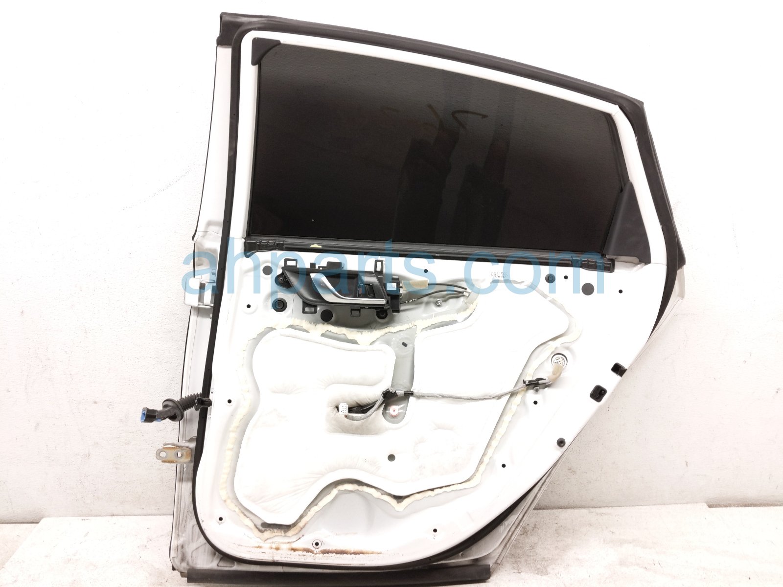 2019 Honda Accord Rear Passenger Door White No Inside Trim 67510 TVA 325ZZ Replacement 2019 Honda Accord Rear Passenger Door White No Inside Trim 67510 TVA 325ZZ Replacement thumbnail