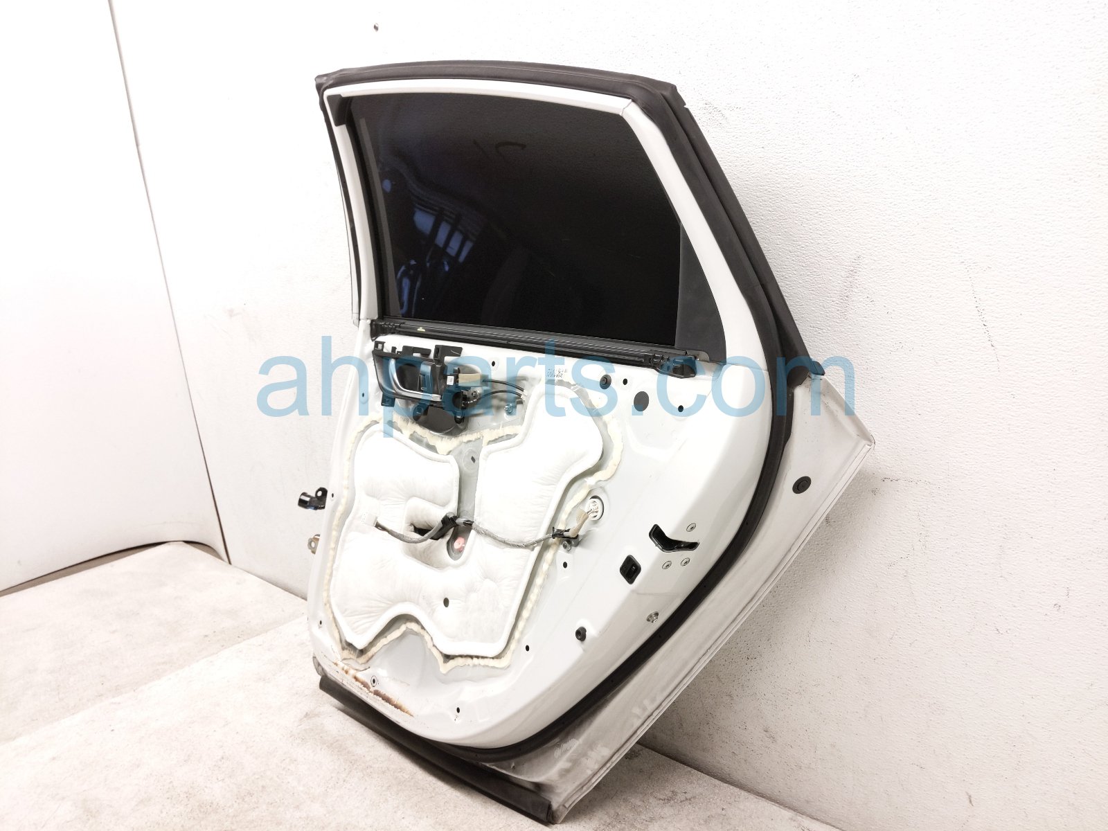 2019 Honda Accord Rear Passenger Door White No Inside Trim 67510 TVA 325ZZ Replacement 2019 Honda Accord Rear Passenger Door White No Inside Trim 67510 TVA 325ZZ Replacement thumbnail