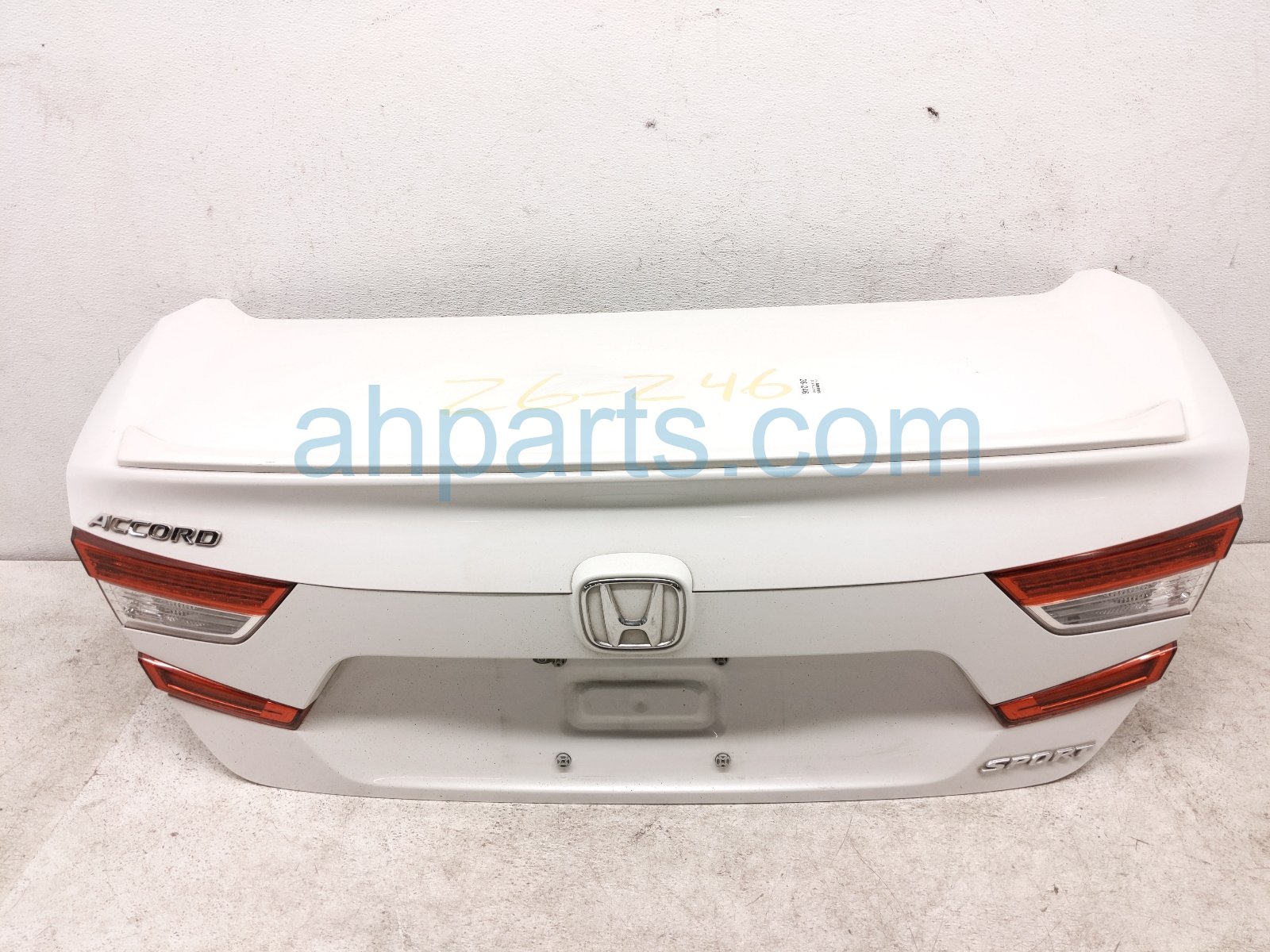 Honda TRUNK / DECKLID - WHITE