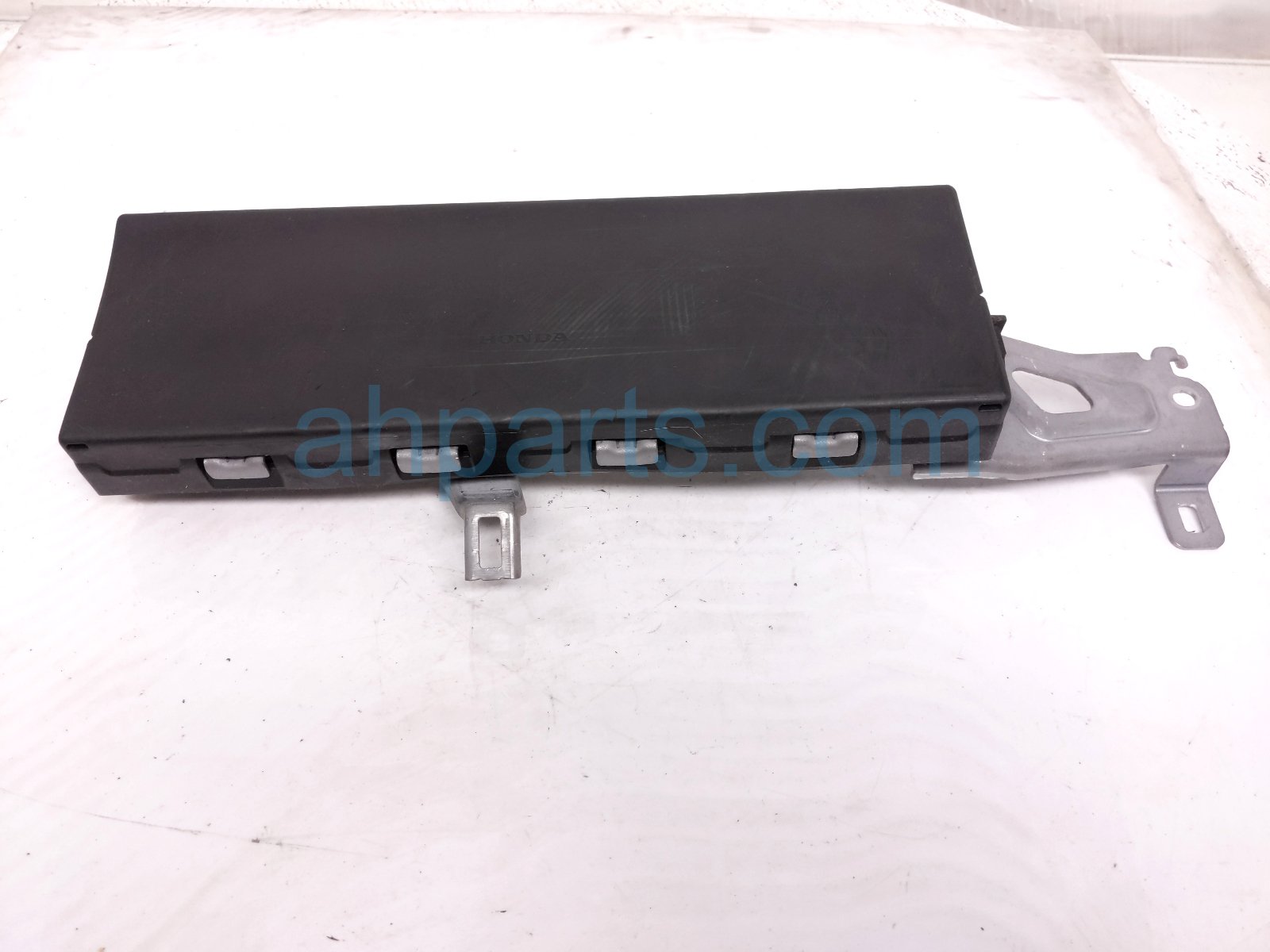 2019 Honda Accord Airbag Passenger Knee Air Bag 78960 TVA A81 Replacement 2019 Honda Accord Airbag Passenger Knee Air Bag 78960 TVA A81 Replacement thumbnail