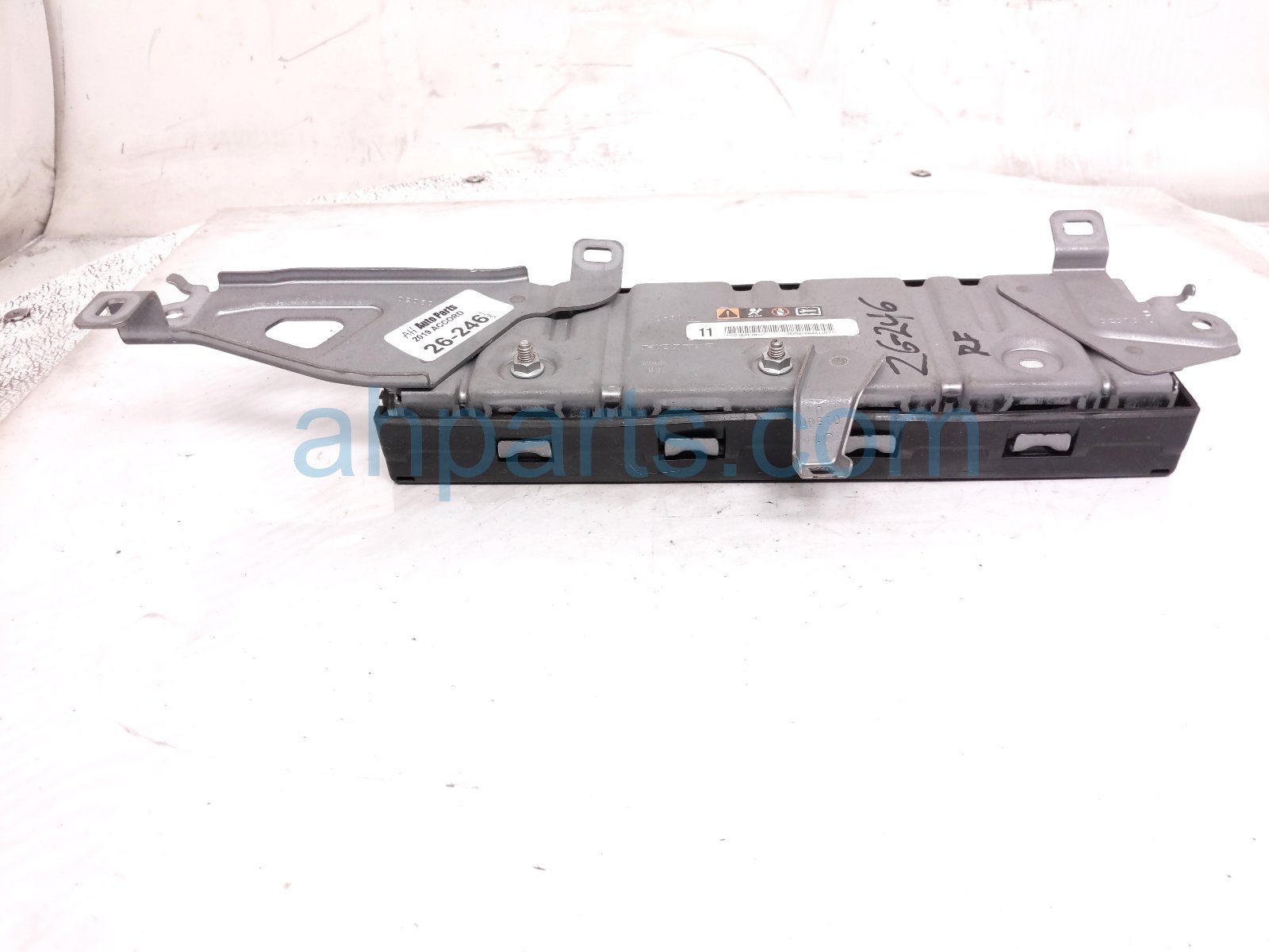 2019 Honda Accord Airbag Passenger Knee Air Bag 78960 TVA A81 Replacement 2019 Honda Accord Airbag Passenger Knee Air Bag 78960 TVA A81 Replacement thumbnail