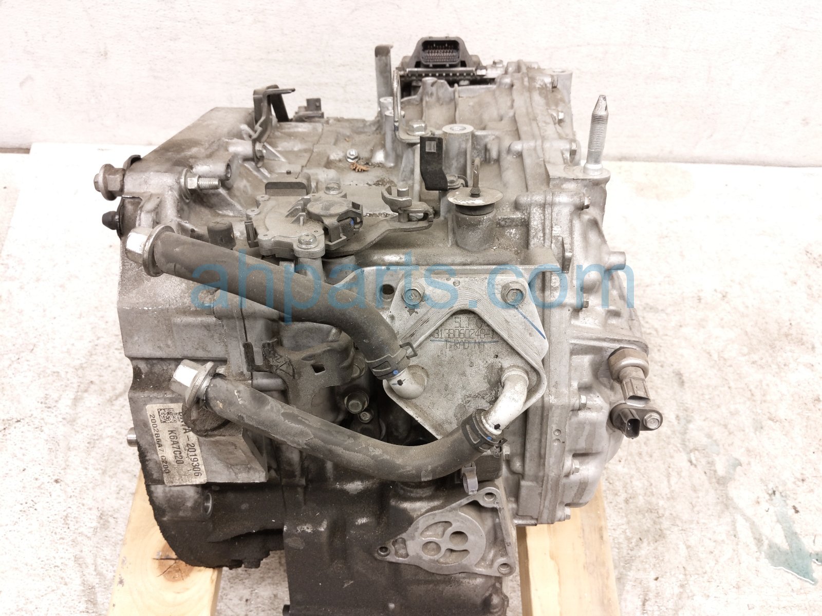 2019 Honda Accord Automatic Transmission = 122k Mi 20031 6A7 010 Replacement 2019 Honda Accord Automatic Transmission = 122k Mi 20031 6A7 010 Replacement thumbnail