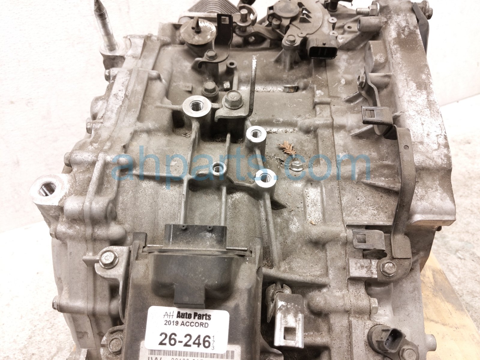 2019 Honda Accord Automatic Transmission = 122k Mi 20031 6A7 010 Replacement 2019 Honda Accord Automatic Transmission = 122k Mi 20031 6A7 010 Replacement thumbnail