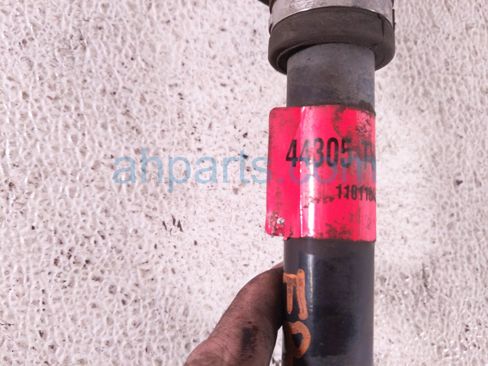 2019 Honda Accord Front Passenger Outer Cv Axle Drive Shaft 44305 TVA A51 Replacement 2019 Honda Accord Front Passenger Outer Cv Axle Drive Shaft 44305 TVA A51 Replacement thumbnail