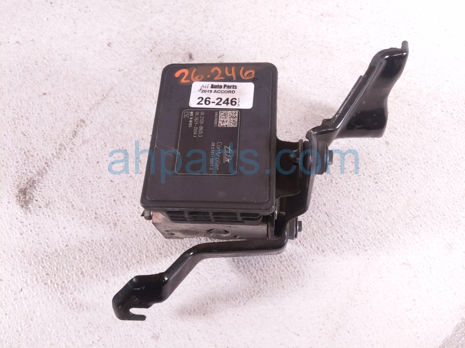 2019 Honda Accord (anti Lock Brake) Abs/vsa Pump Modulator 57100 TVA A64 Replacement 2019 Honda Accord (anti Lock Brake) Abs/vsa Pump Modulator 57100 TVA A64 Replacement thumbnail