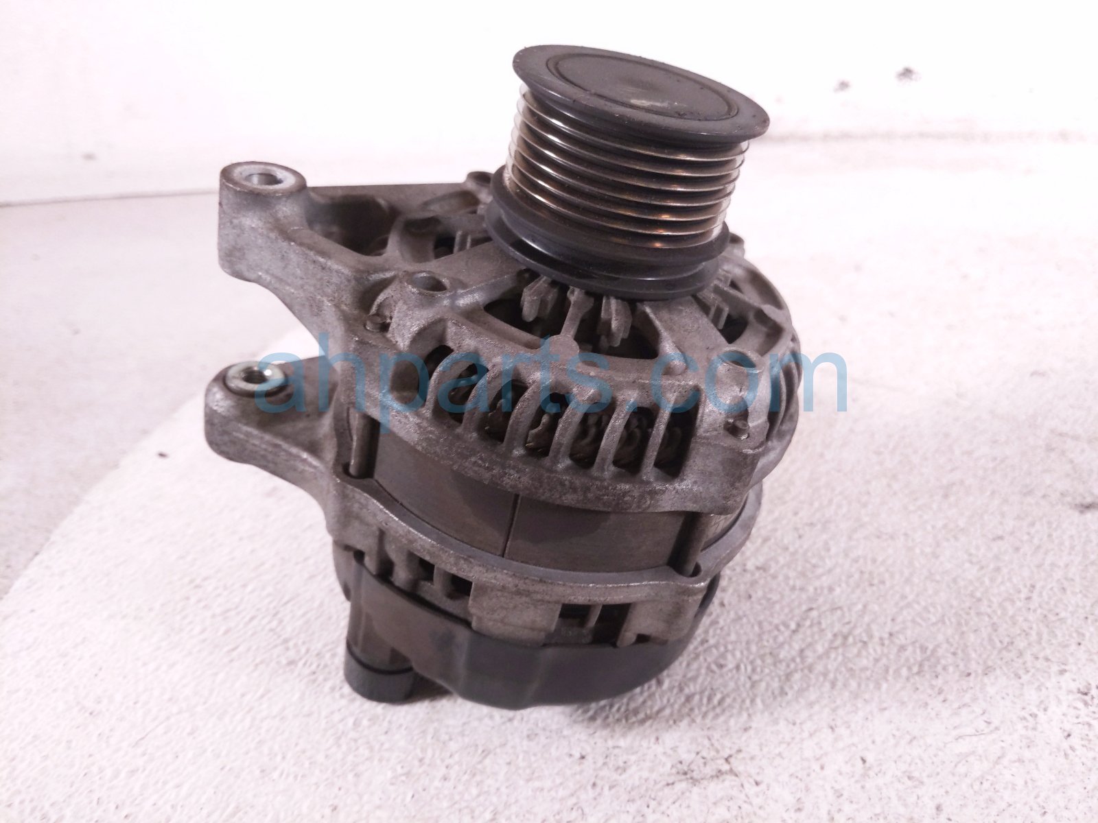 2019 Honda Accord Core Core Alternator / Generator 31100 5PA A02 Replacement 2019 Honda Accord Core Core Alternator / Generator 31100 5PA A02 Replacement thumbnail