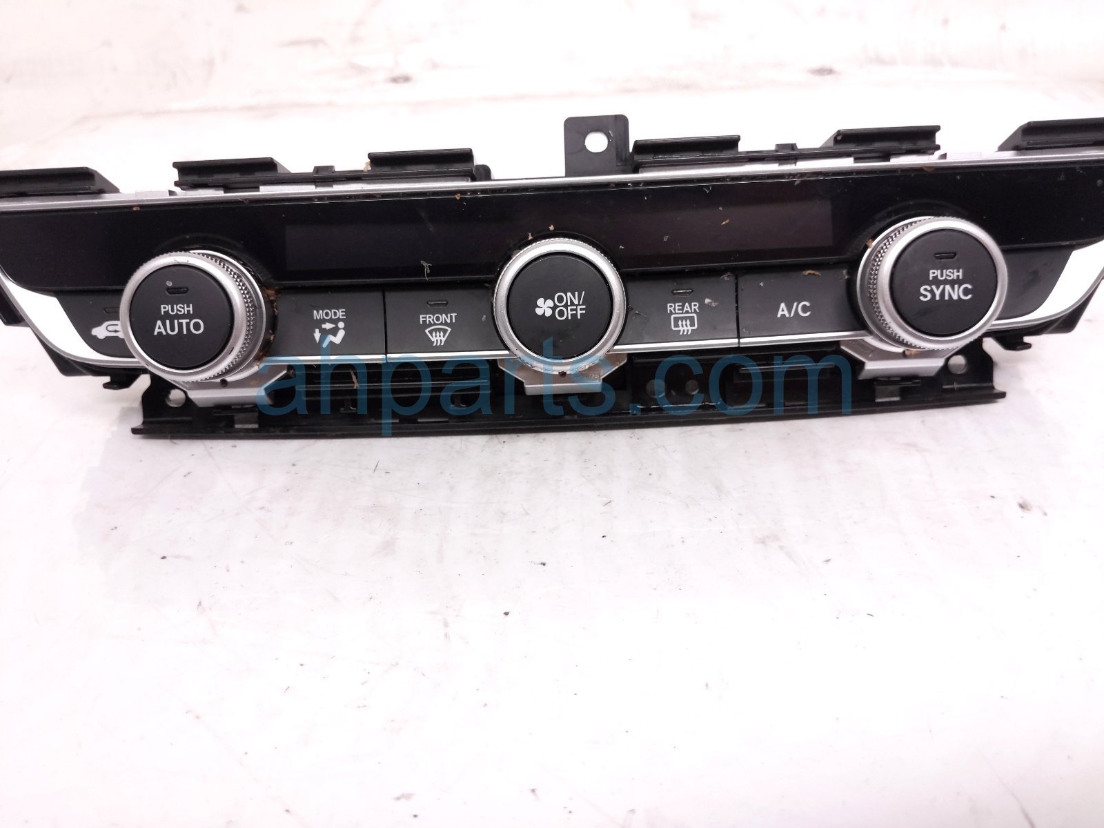 2019 Honda Accord Temperature Climate Heater/ac Control(on Dash) 79610 TVA A31ZA Replacement 2019 Honda Accord Temperature Climate Heater/ac Control(on Dash) 79610 TVA A31ZA Replacement thumbnail