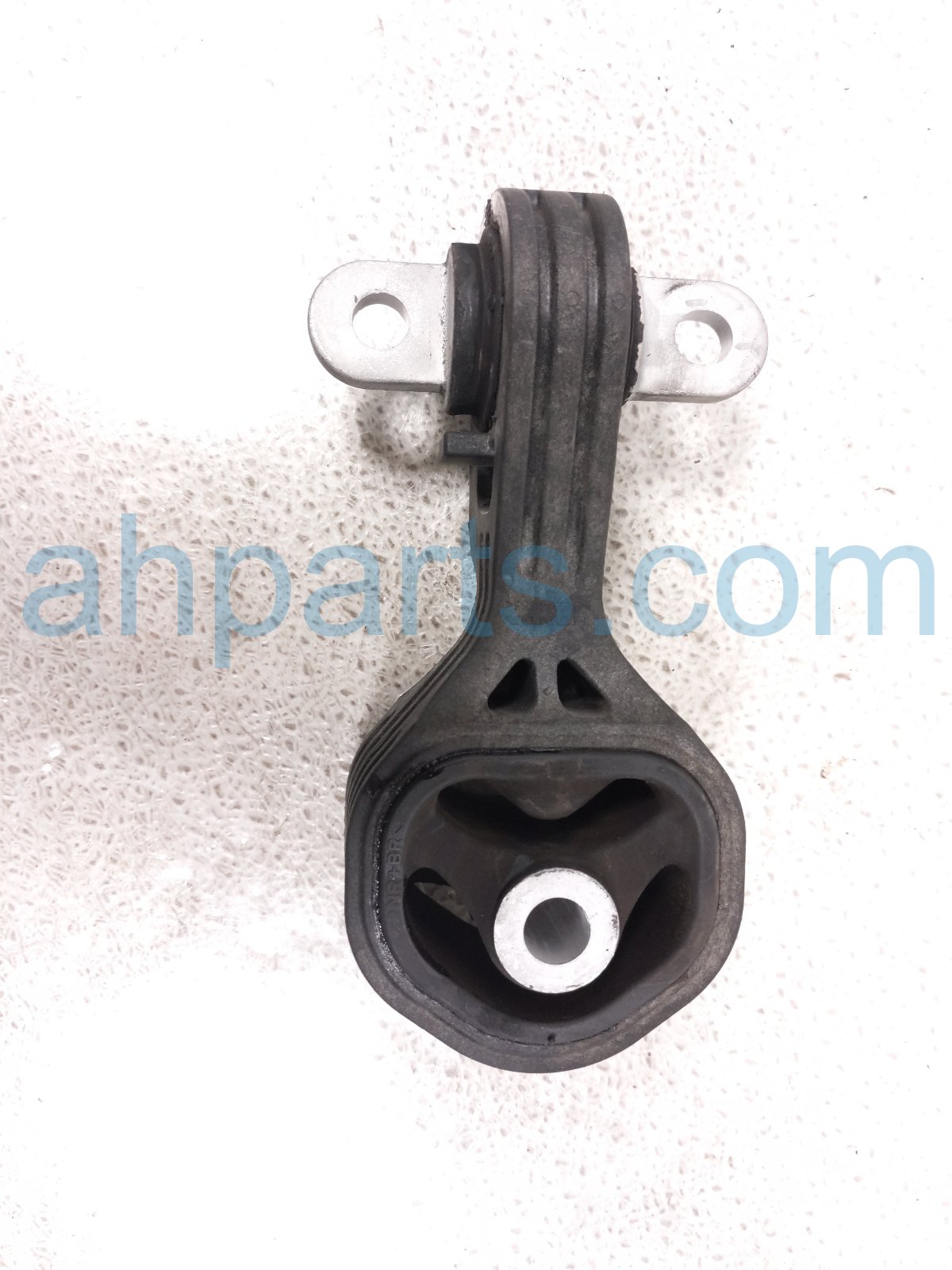 Honda ENGINE MOUNT UPPER TORQUE ROD