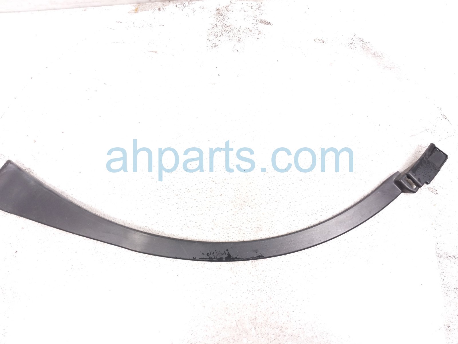 Honda RR/RH WHEEL OPENING MOLDING - BLACK