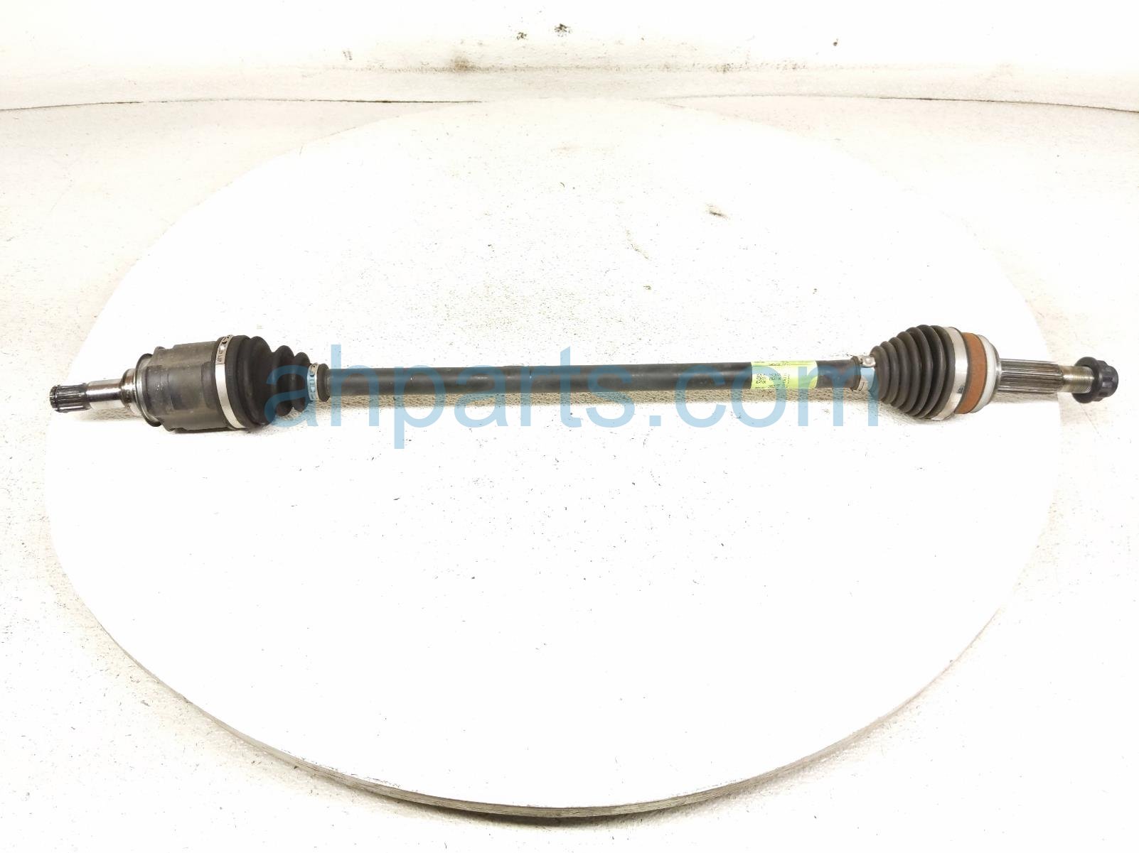 Toyota RR/RH CV AXLE DRIVE SHAFT - AWD