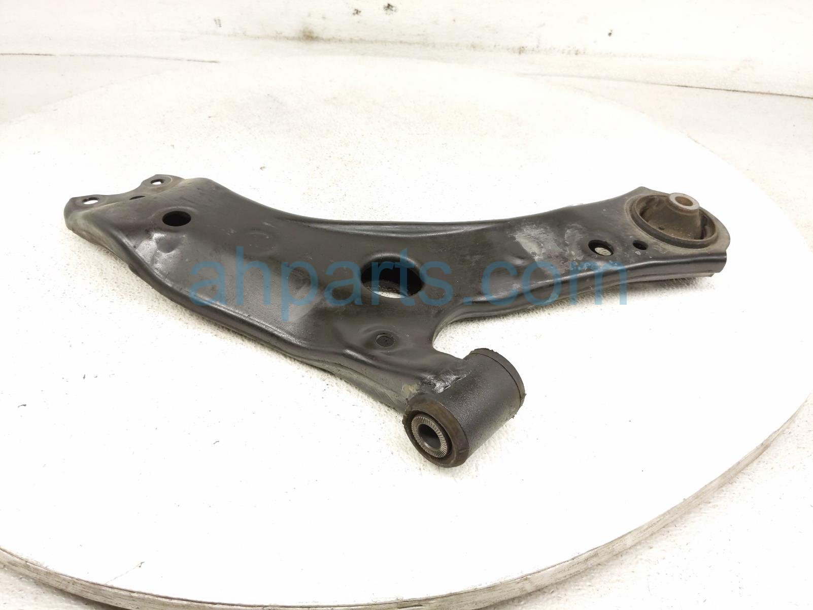 2023 Toyota Corollacs Front Passenger Lower Control Arm 48068 0A030 Replacement 2023 Toyota Corollacs Front Passenger Lower Control Arm 48068 0A030 Replacement thumbnail