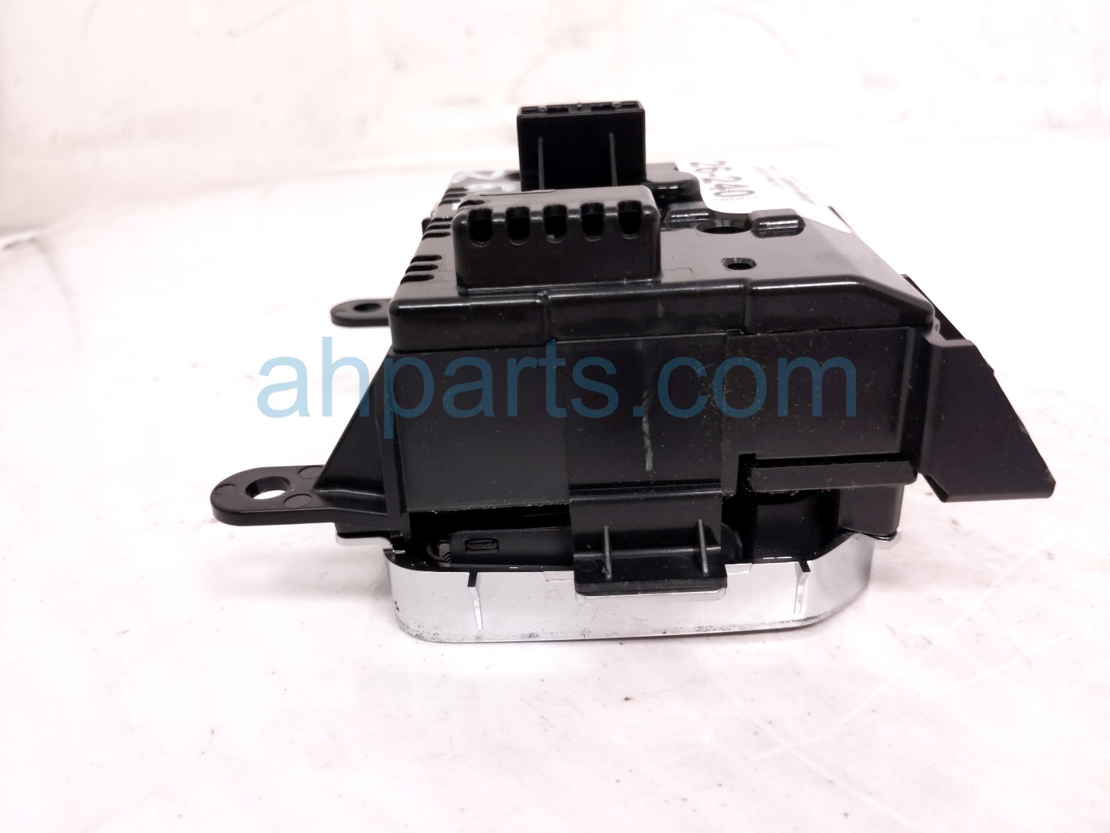 2023 Acura MDX Console Nav Touchpad Sw ctr 39060 TGV A010 M1 Replacement 2023 Acura MDX Console Nav Touchpad Sw ctr 39060 TGV A010 M1 Replacement thumbnail
