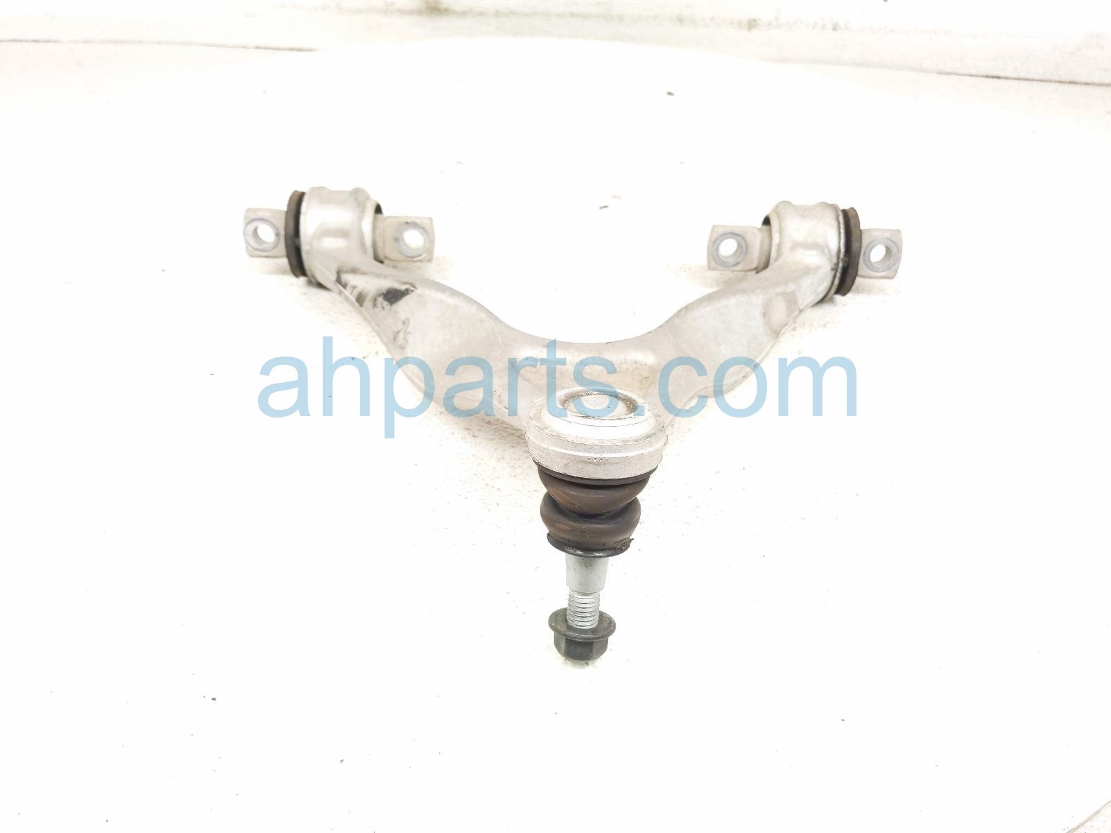 2024 Chevy Corvette Front Driver Upper Control Arm 84831805 Replacement 2024 Chevy Corvette Front Driver Upper Control Arm 84831805 Replacement thumbnail