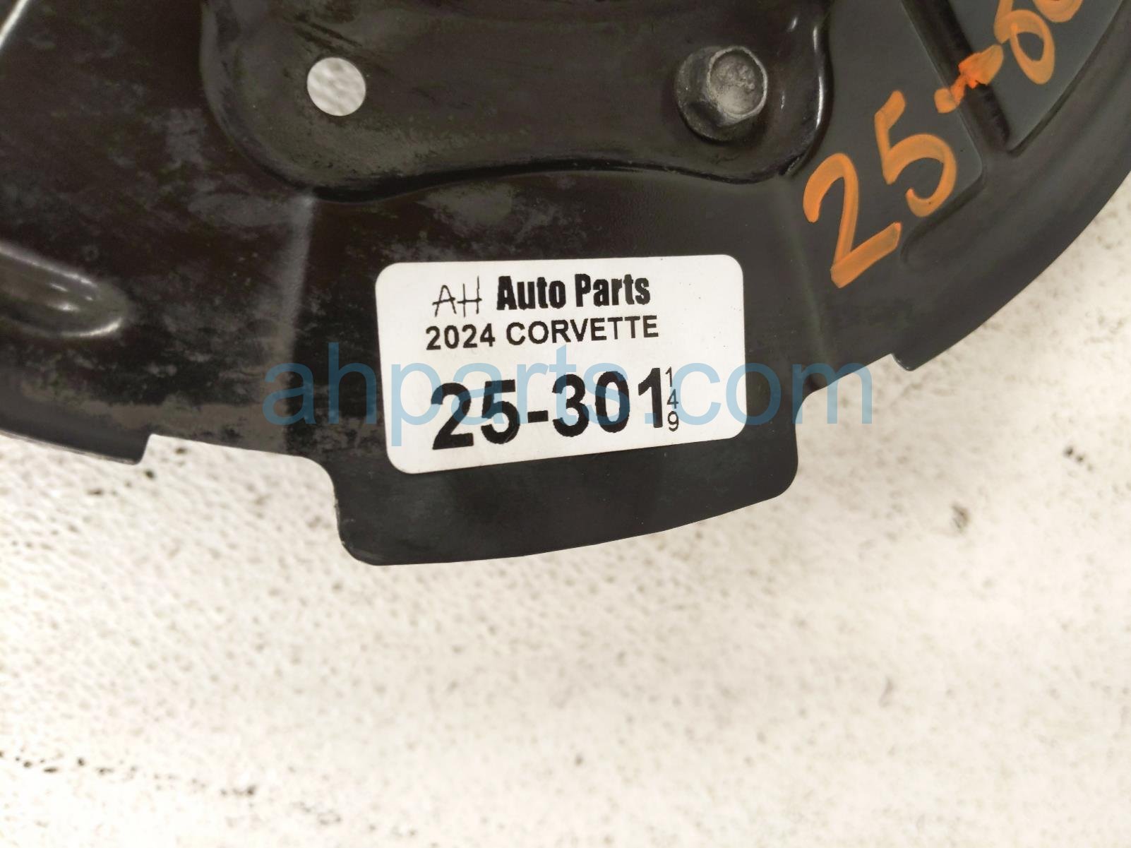 2024 Chevy Corvette Front Driver Spindle Knuckle Hub 84612177 Replacement 2024 Chevy Corvette Front Driver Spindle Knuckle Hub 84612177 Replacement thumbnail